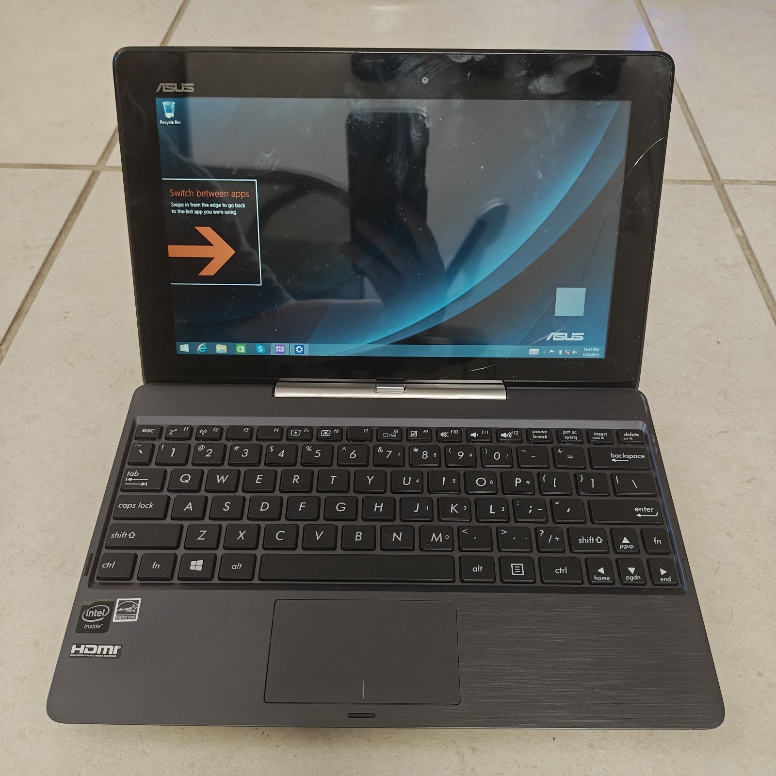 ASUS Transformer Book T100T W8.1 Laptop - 32GB eMMC/1GB RAM - DAMAGED #4280