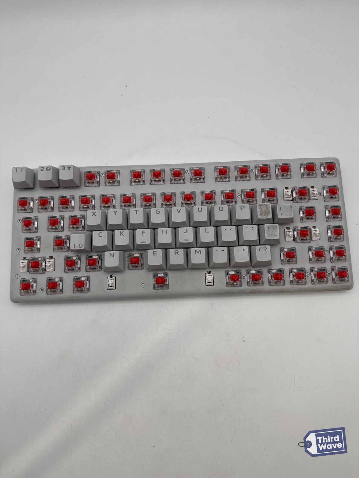 Alienware Pro 75% Wireless Gaming Keyboard Hot-Swappable Switch RGB Lunar Light