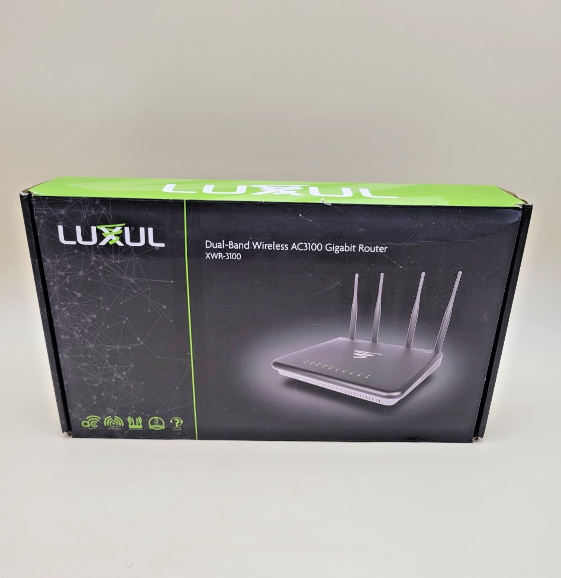 Luxul XWR-3100 AC3100 Dual-Band Gigabit Wireless Router w/ Box 6 Antennas
