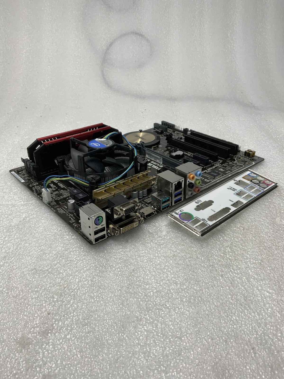 ASUS Z97-E/USB 3.1 ATX Motherboard Core i5-4670K 3.4GHz 16GB DDR3 Corsair RAM