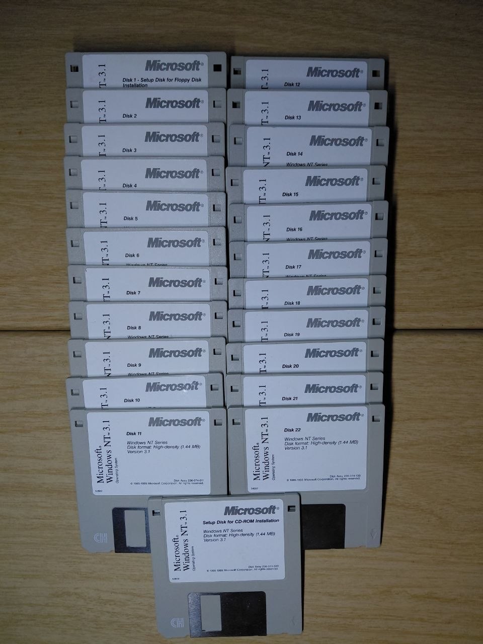 **SUPER RARE** Vintage 1993 MS Windows NT v3.1 Disks 1-22 + CD-ROM Setup disk