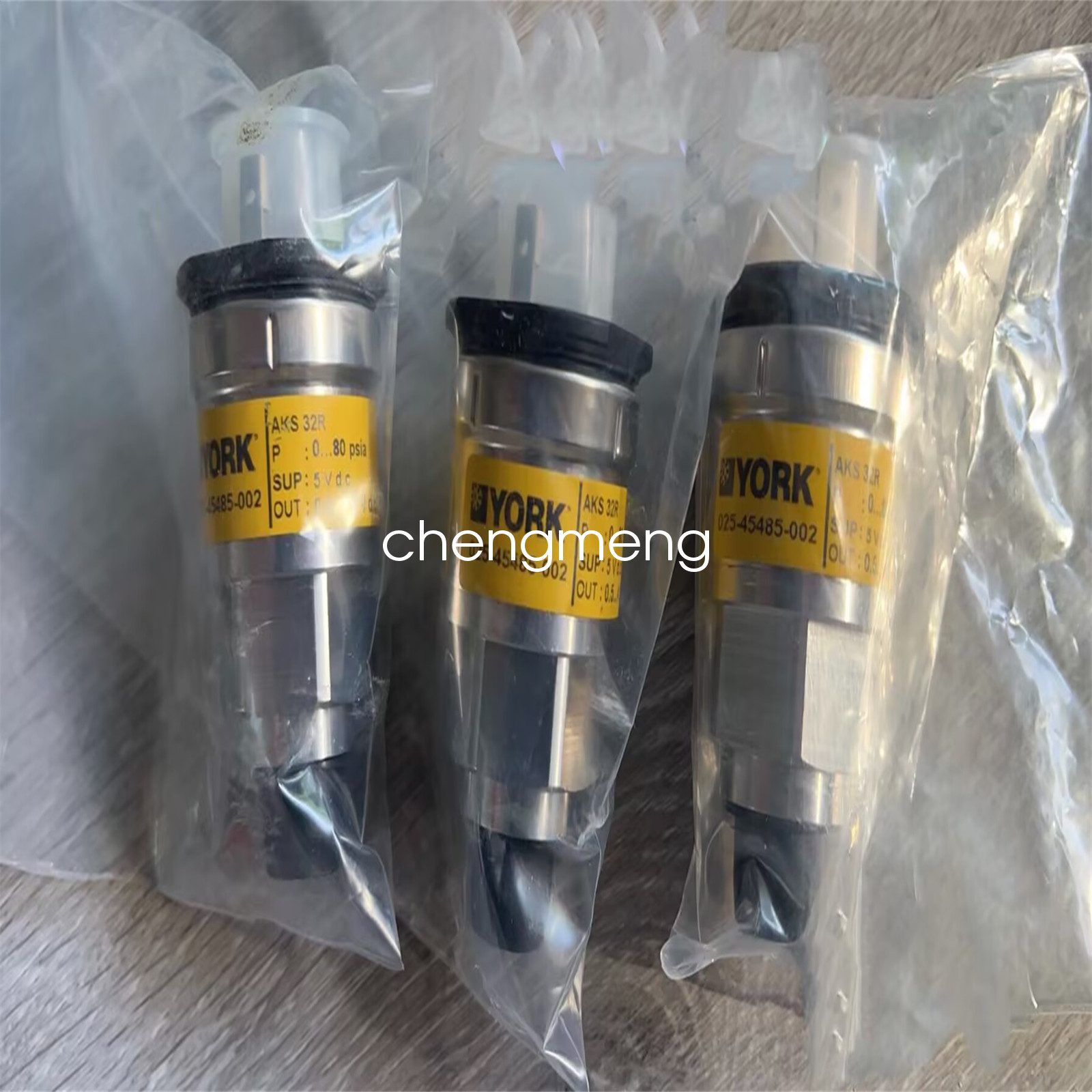 1PC New YORK 025-45485-002 Sensors fast shipping