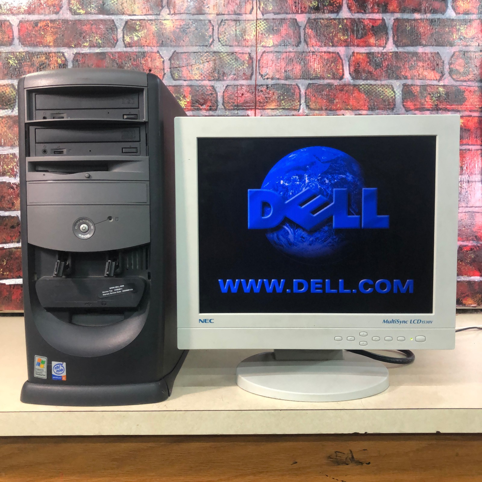 Dell Dimension 4500 PC for Retro Gaming Pentium 4 1.80GHz 512MB RAM (No HDD/OS)