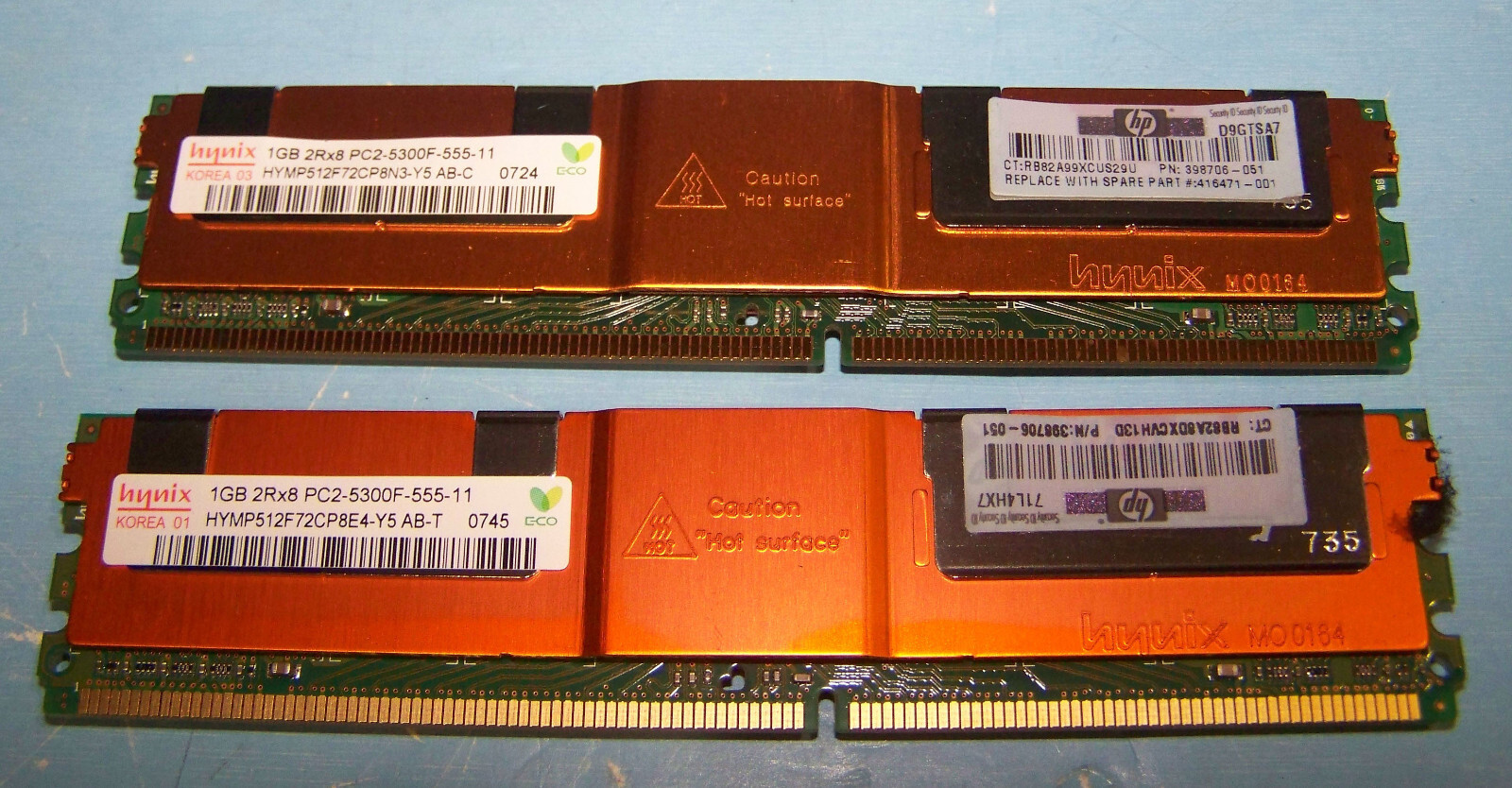 Hynix 2GB (2X 1GB) PC2-5300F DDR2 Memory Modules Orange HYMP512F72CP8N3-Y5