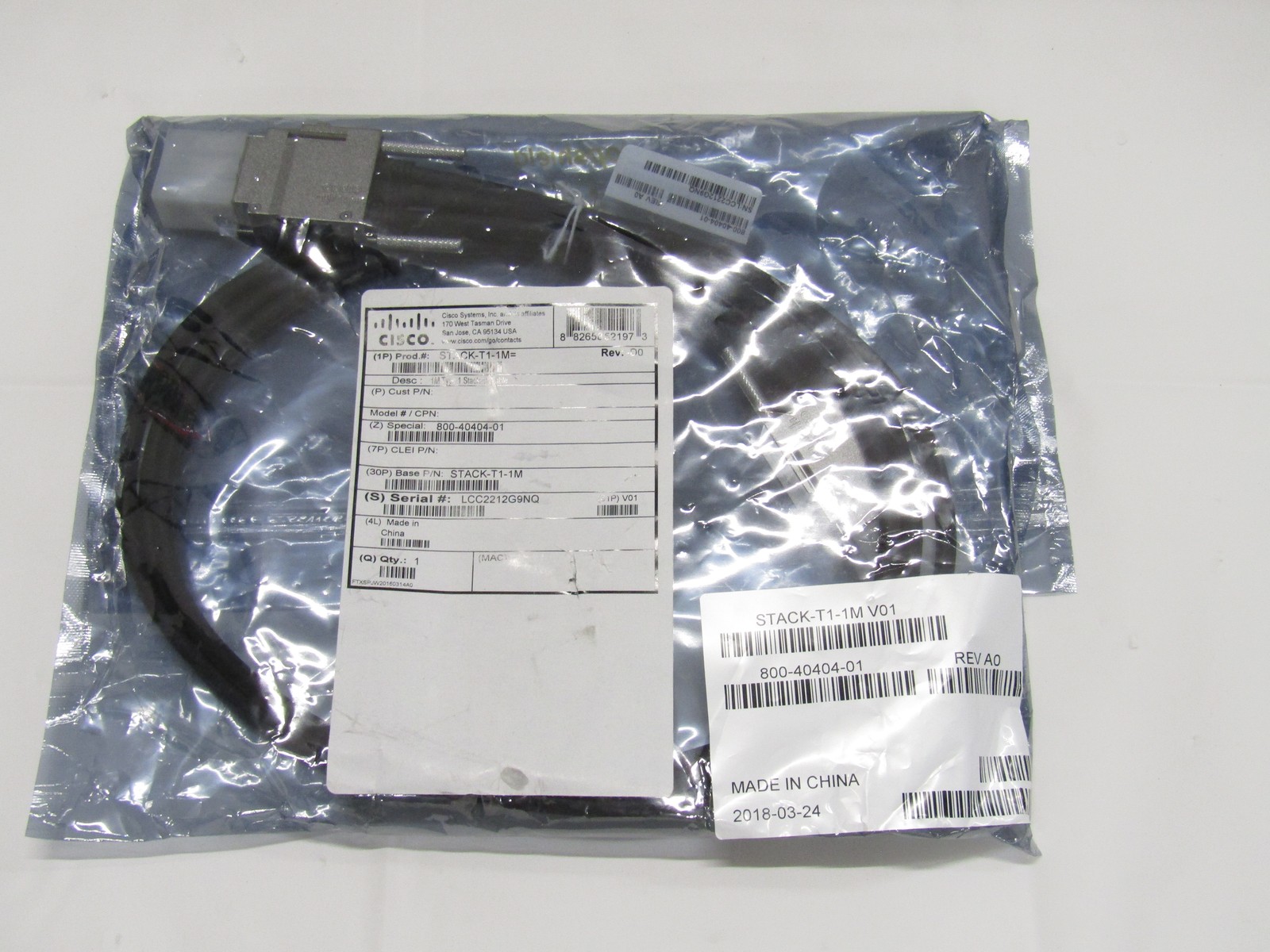 NEW Cisco STACK-T1-1M for Catalyst 3850 StackWise Stacking Cable 800-40404-01