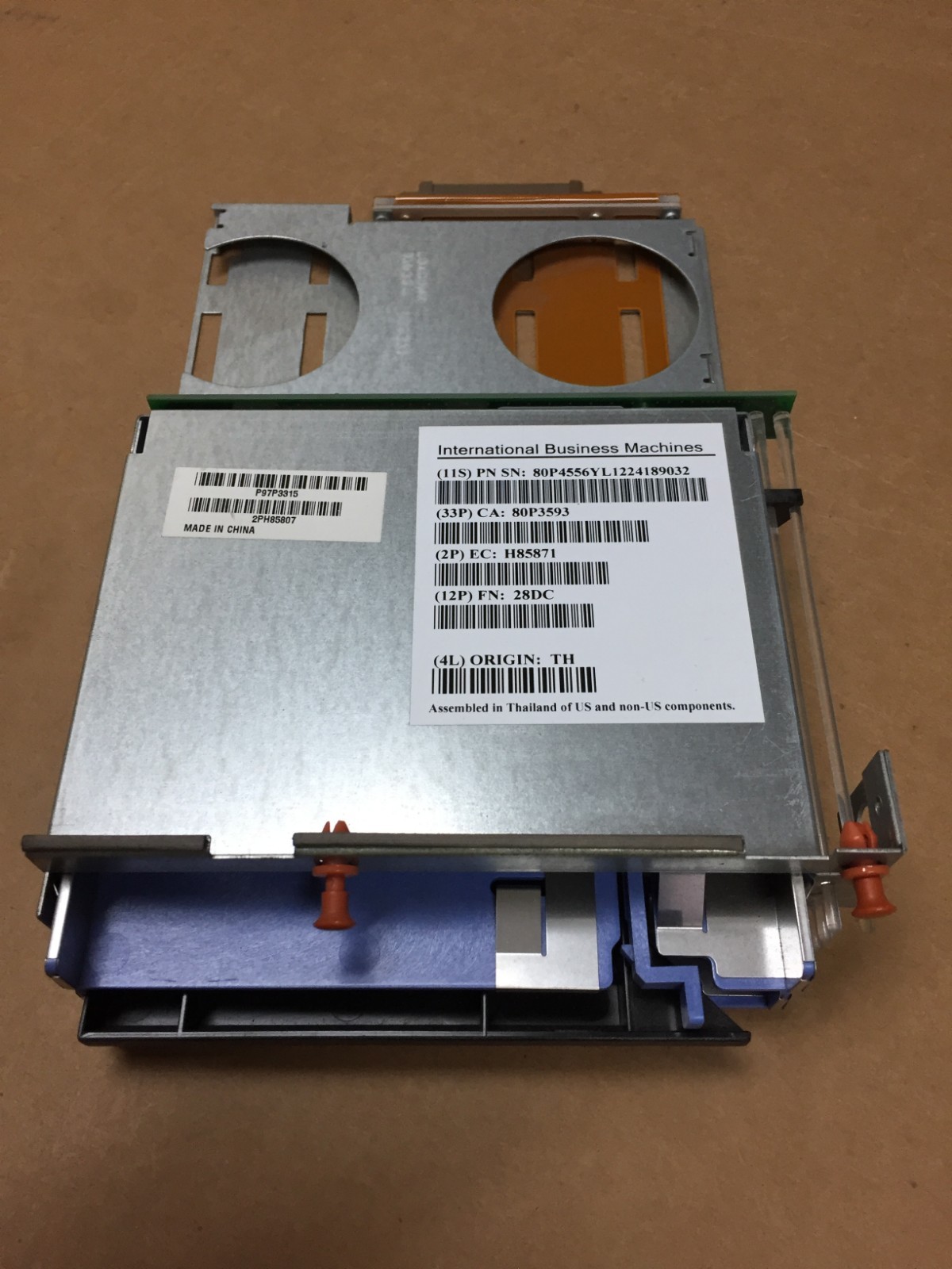 IBM 9406 eServer  EC H86201 FN 28DC MEDIA BACKPLANE DVD 97P4959 80P4556 80P3593
