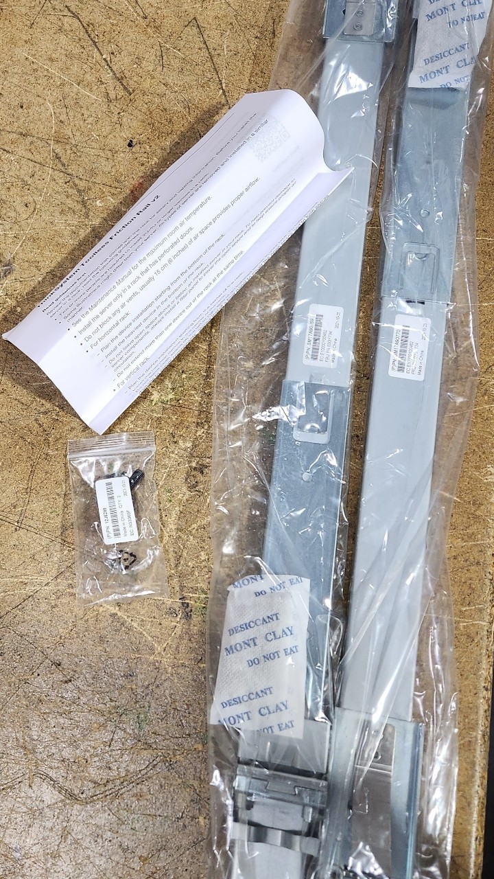 Lenovo 03GY734 Toolless Slide Rail Kit v2 ThinkSystem SR250 G2U
