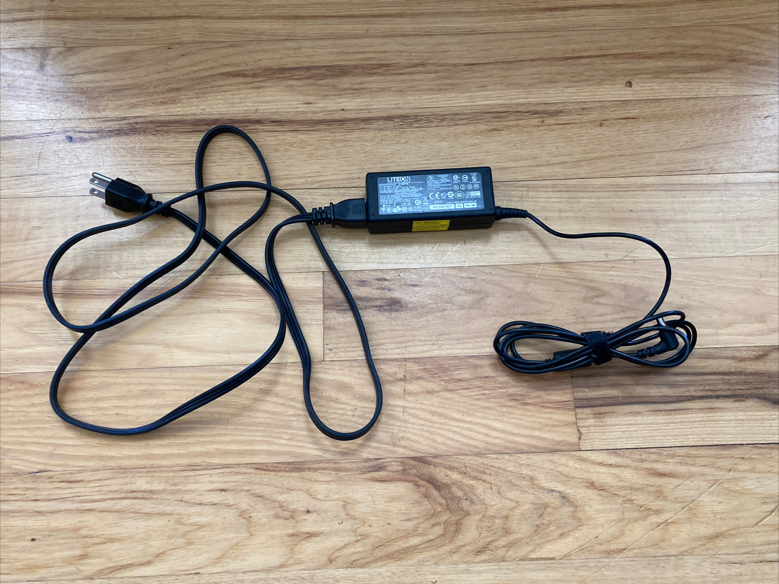 LITEON PA-1650-02 AC Adapter Laptop Acer Charger Plug Gateway 19V 3.42A 65W 