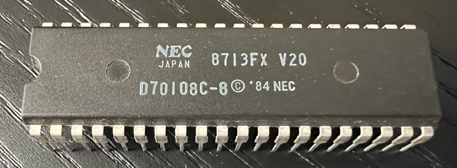 NEC V20 Model D70108C-8 - Made in Japan - D70108C - 8MHz Plastic DIP CPU -Tested