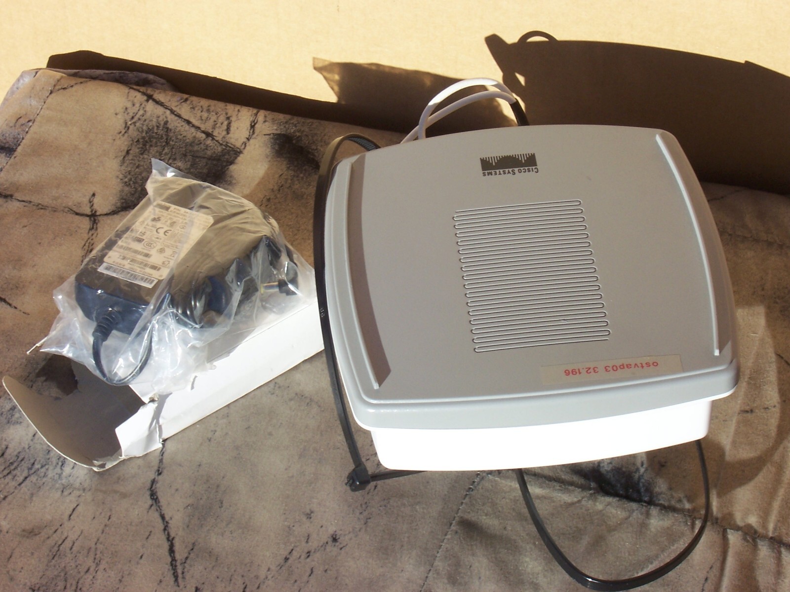 Cisco AIR-BR1310G-A-K9-R Aironet 1310 Outdoor Access Point Bridge & LR2 Injector
