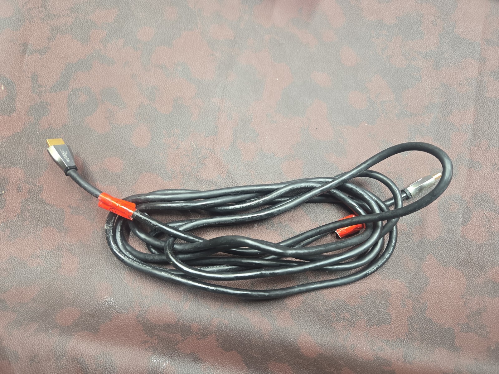 Rocketfish- 4' 8K Premium Ultra High Speed HDMI 2.1 Certified Cable 12 Ft