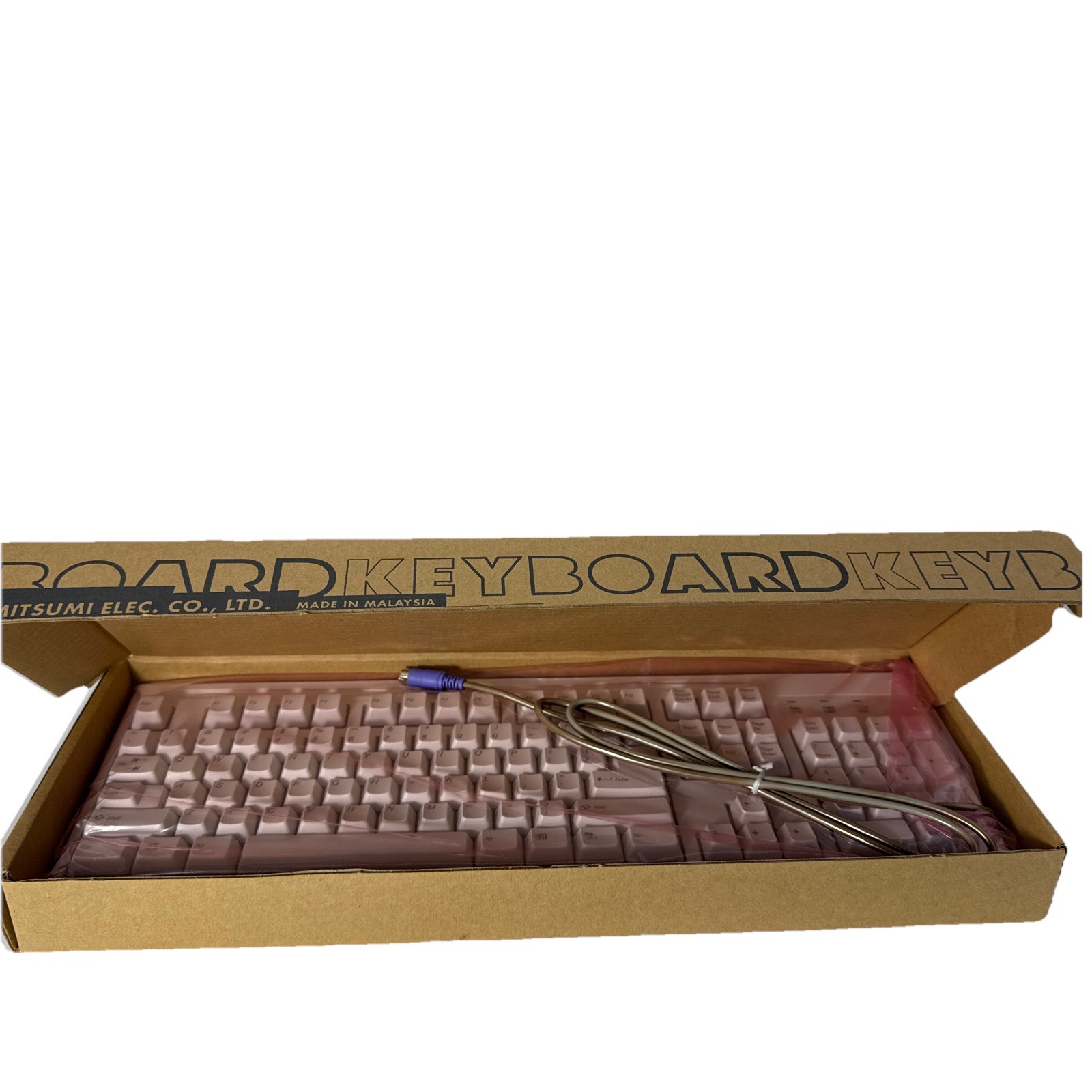 Mitsumi Model: XT 104/105 Keyboard New In Box PS/2