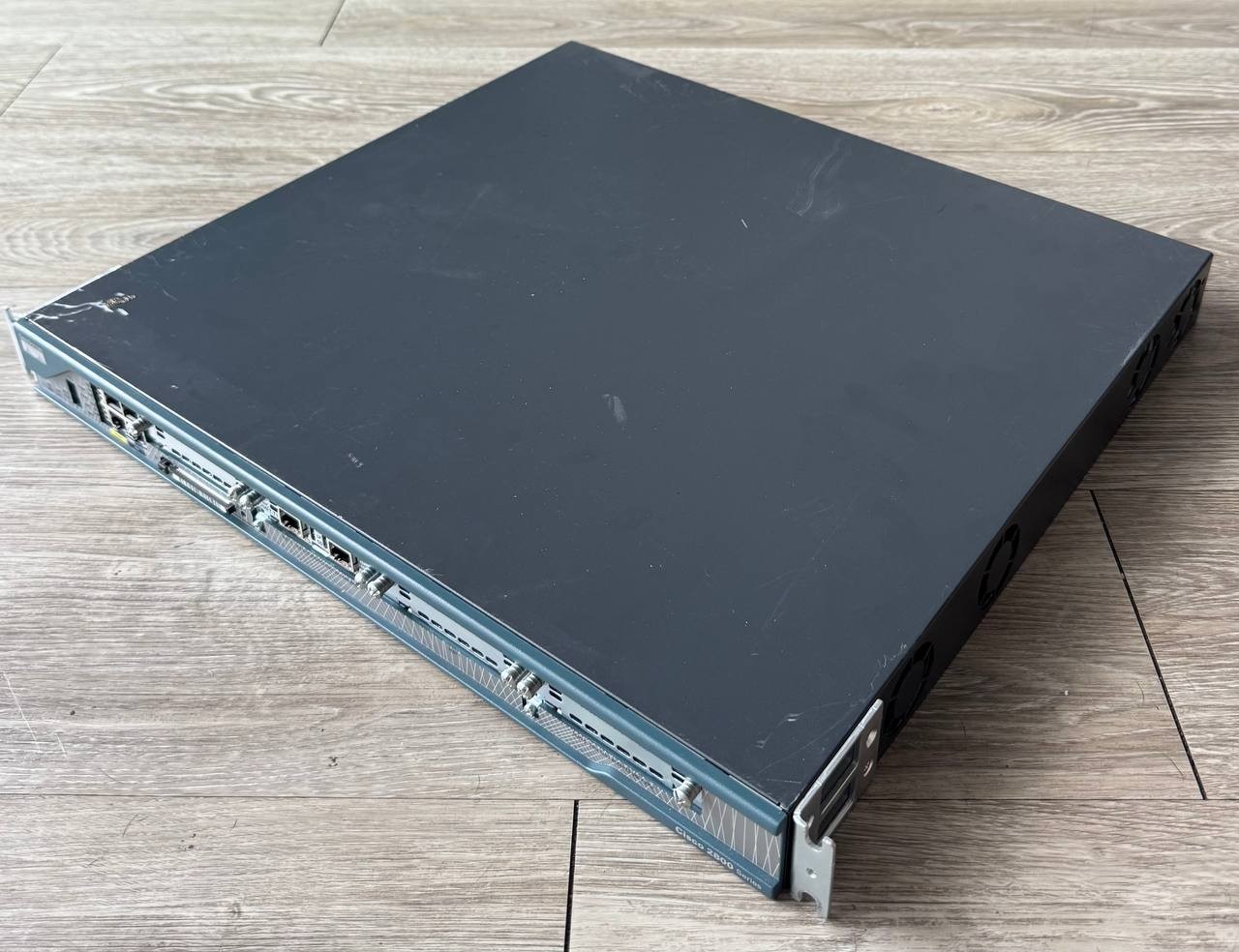 Cisco 2801 Integrated Services Router Tested Working w/ Power Cord