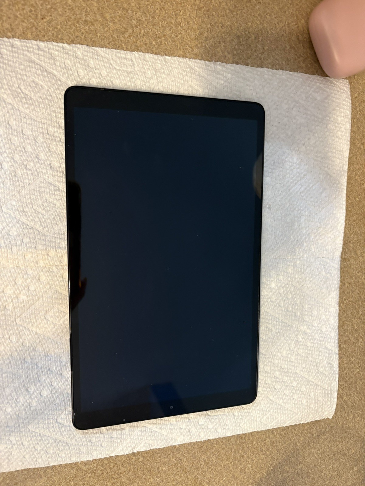 Samsung Galaxy Tab A (2019) SM-T510 -  128 GB FOR PARTS CHARGE PORT NOT WORKING