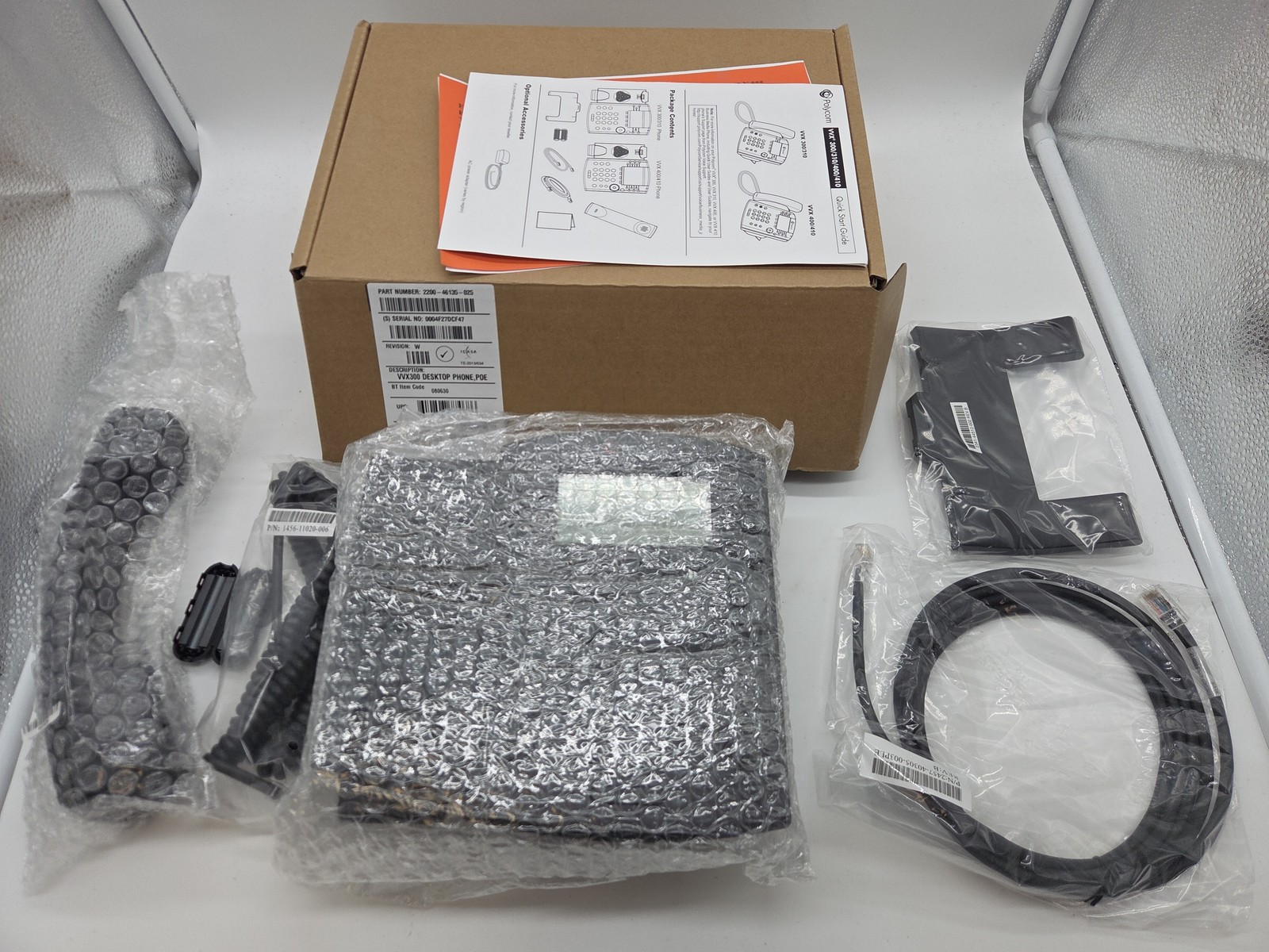 NEW Polycom VVX 300 Series Business Media Desktop Phone - Black (2200-46135-001)