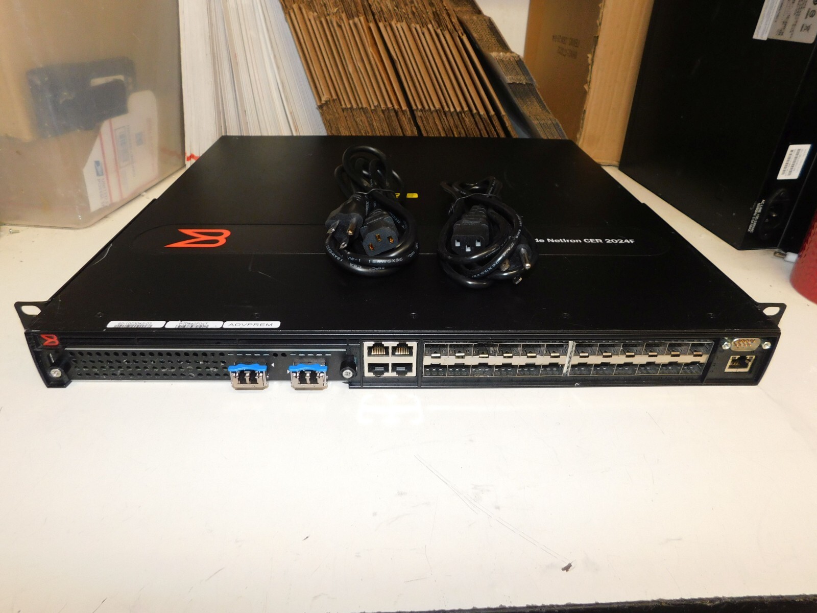 BROCADE NetIron CER-2024F-ADVPREM-AC 24 PORT SFP 4 RJ45 2 XFP 10G HYBRID SWITCH