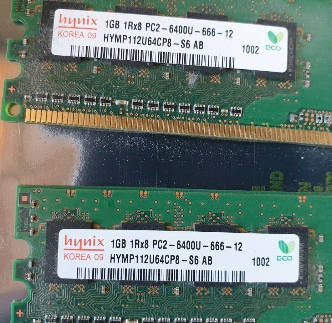 HYNIX HYMP112U64CP8-S6 AB PC2-6400U-666-12 1RX8 1GB 2/PCS (R4S2.5B1)