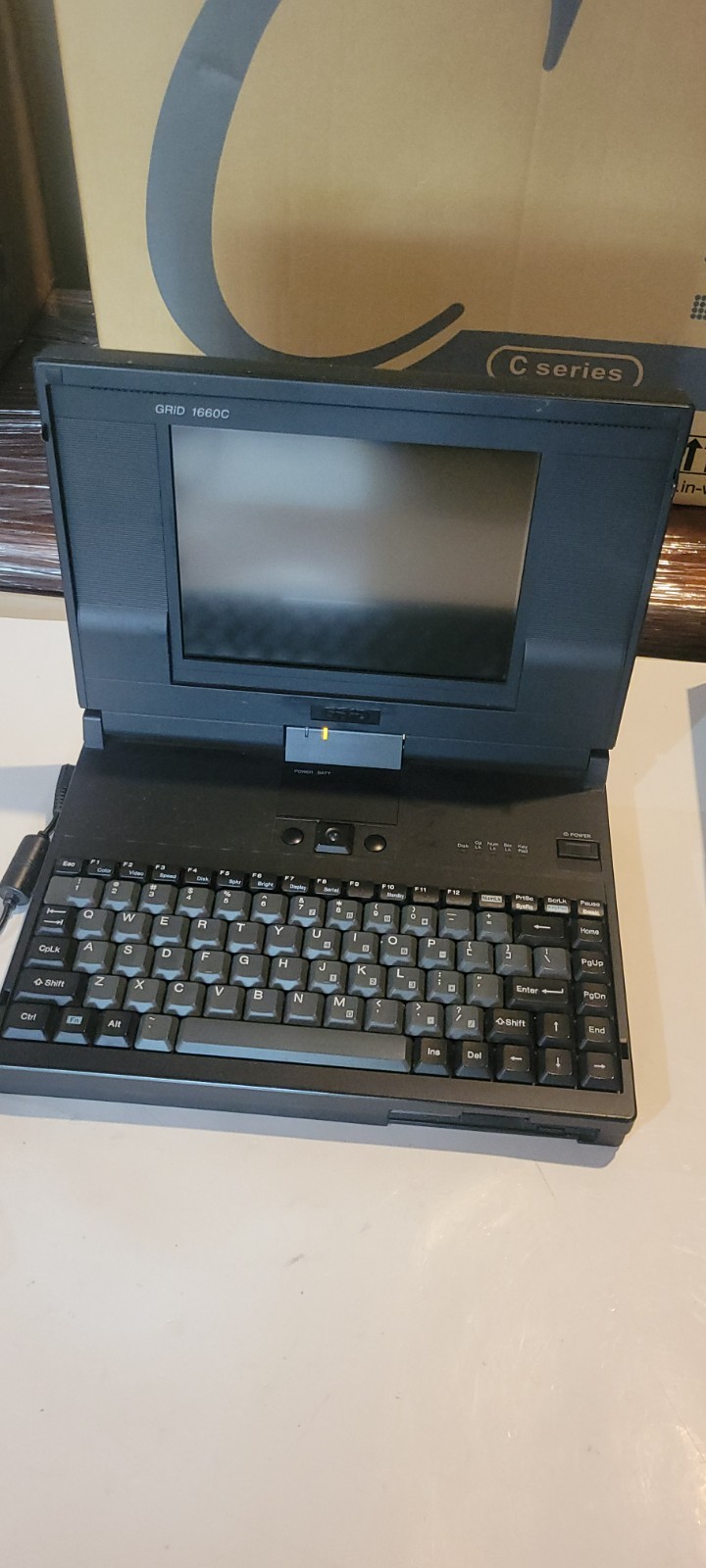 GRID MODEL 1660C LAPTOP AS IS
