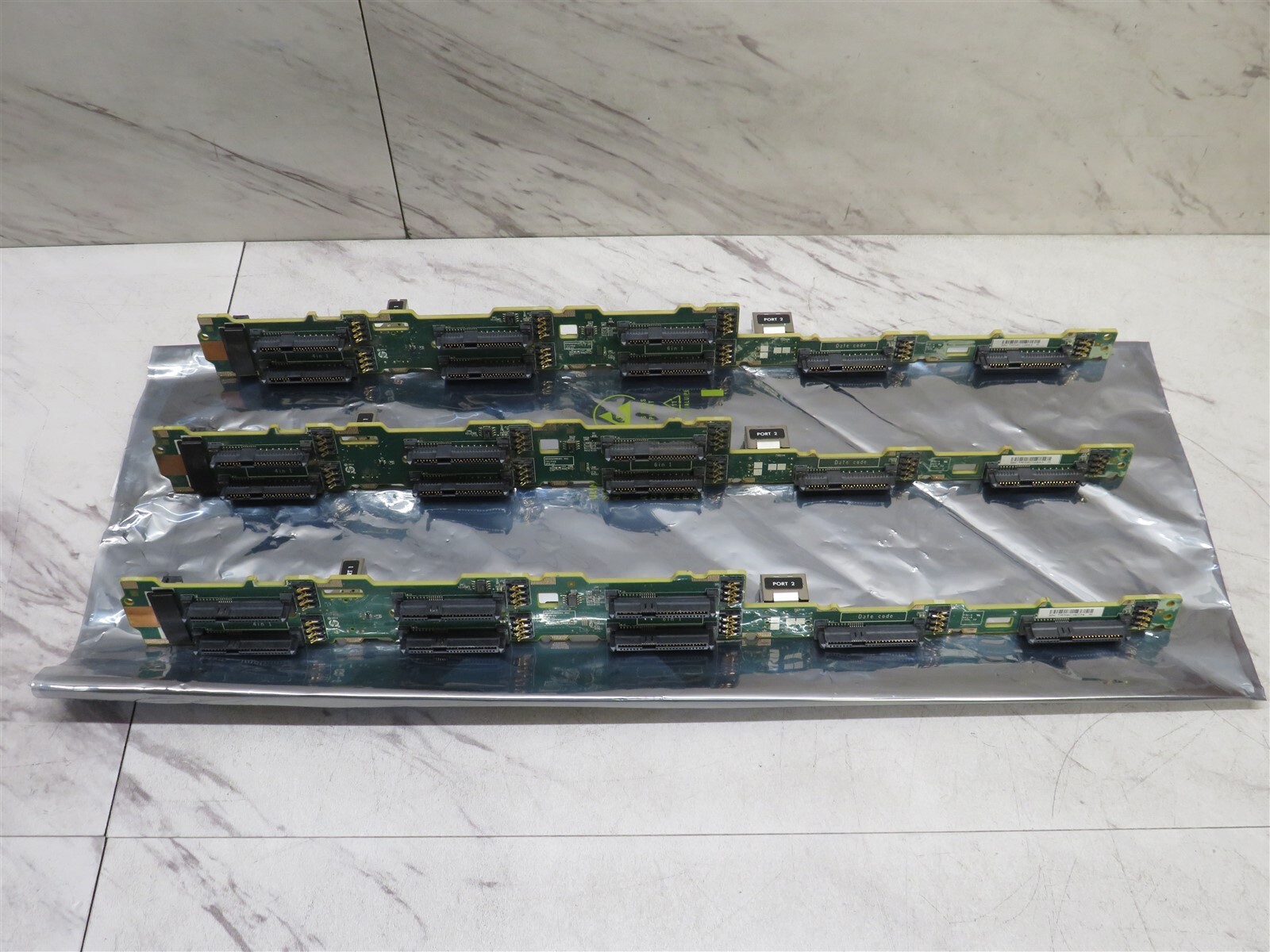 LOT of 3 HP-DL160 G9-8 SFF HARD DRIVE BACKPLANE