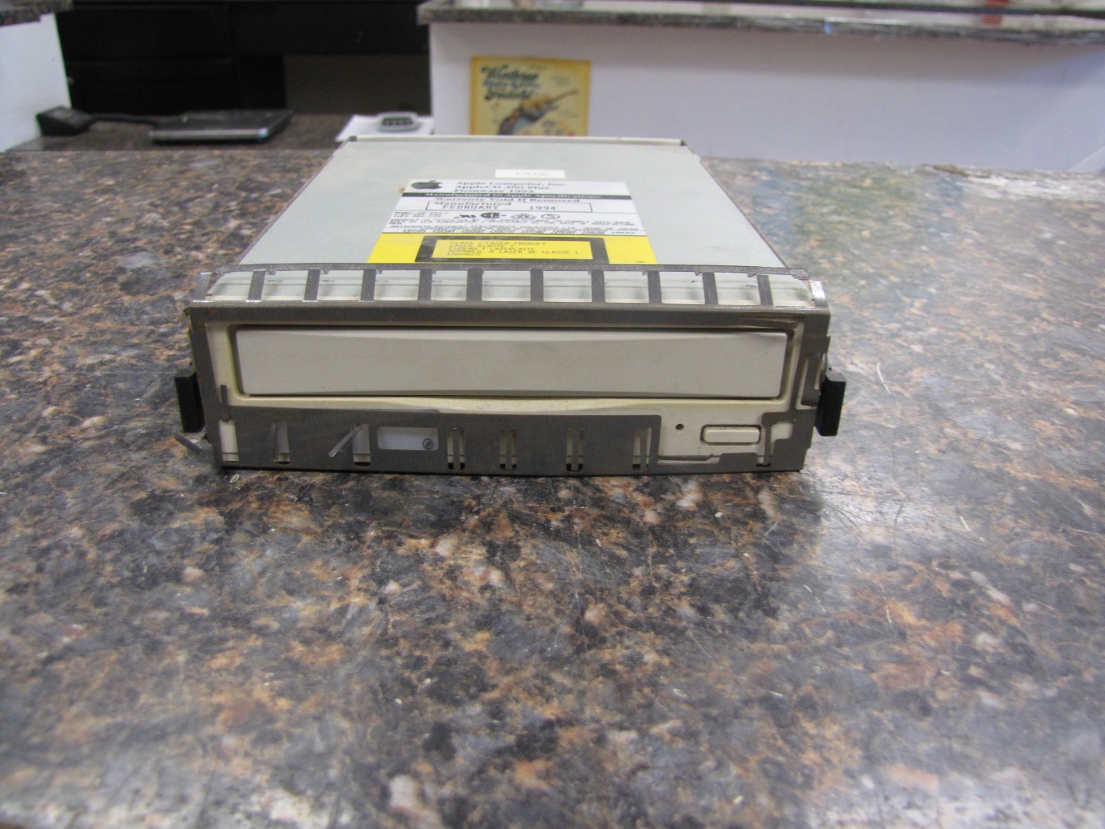 Vintage Apple Computer CR-503-C AppleCD 300 Plus Firmware 1993 - IM50