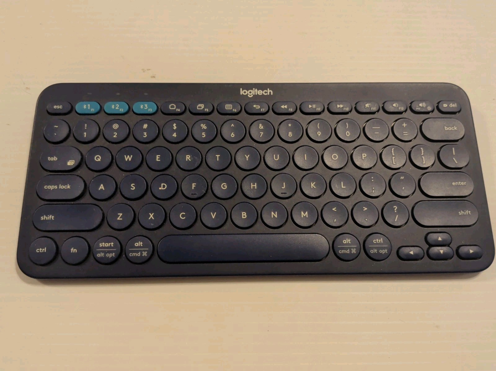 Logitech K380 Wireless Bluetooth Keyboard AAA Battery Tested iPad Tablet Phone