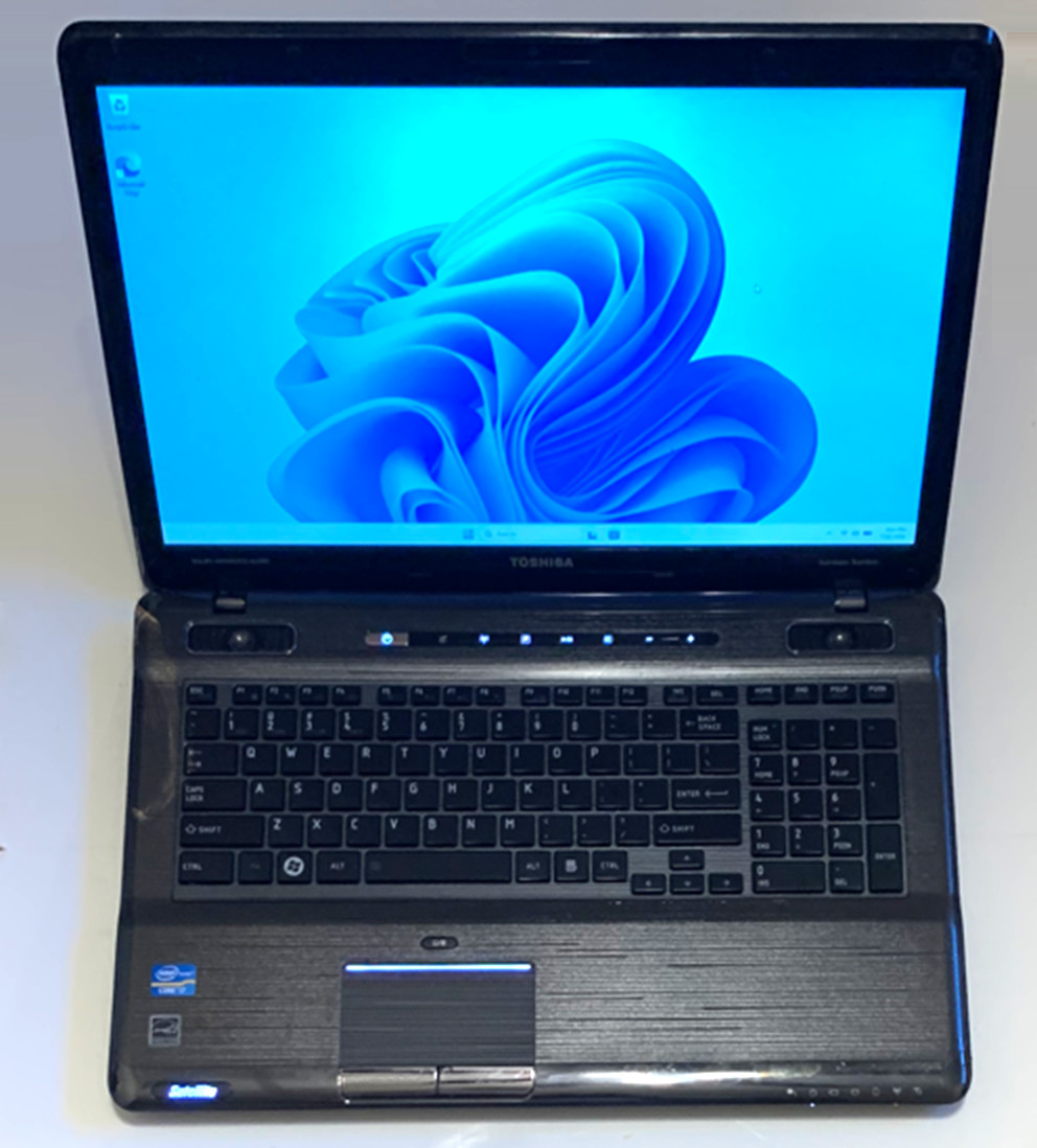 Toshiba Satellite P775 17.3" WIN 11 ACTIVATED i7-2670QM 4-Core CPU 8GB RAM 750GB