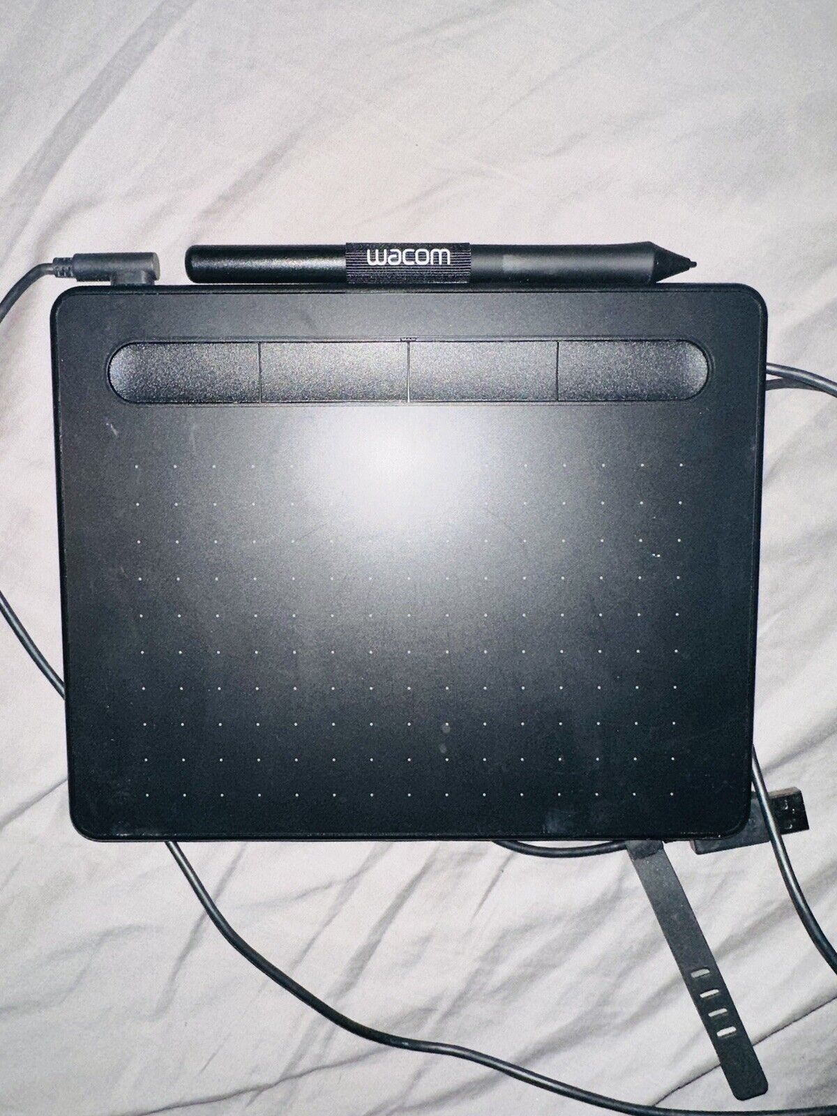 Wacom Intuos S Wireless Drawing Graphics Tablet - Black