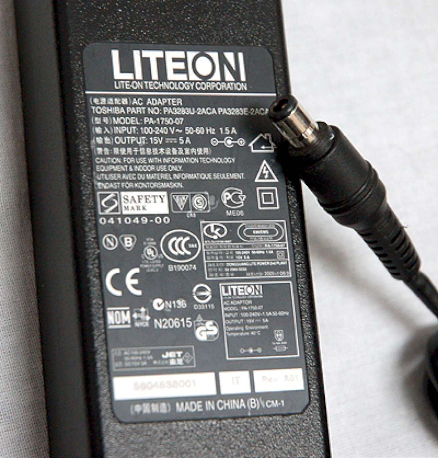 OEM Lite-On Toshiba PA3283U Laptop AC Adapter 15v 5a 75w p105 m45 m115 a105 r205