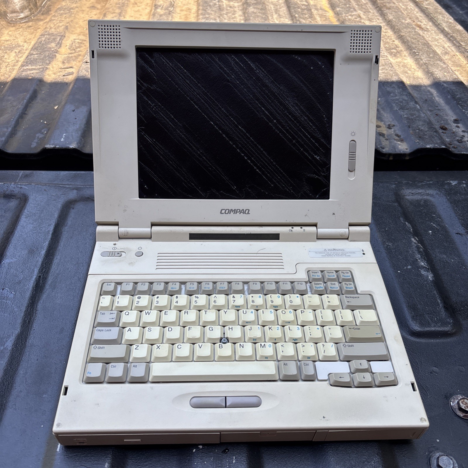 Vintage Compaq LTE5000 Series2880B Laptop Parts/repair