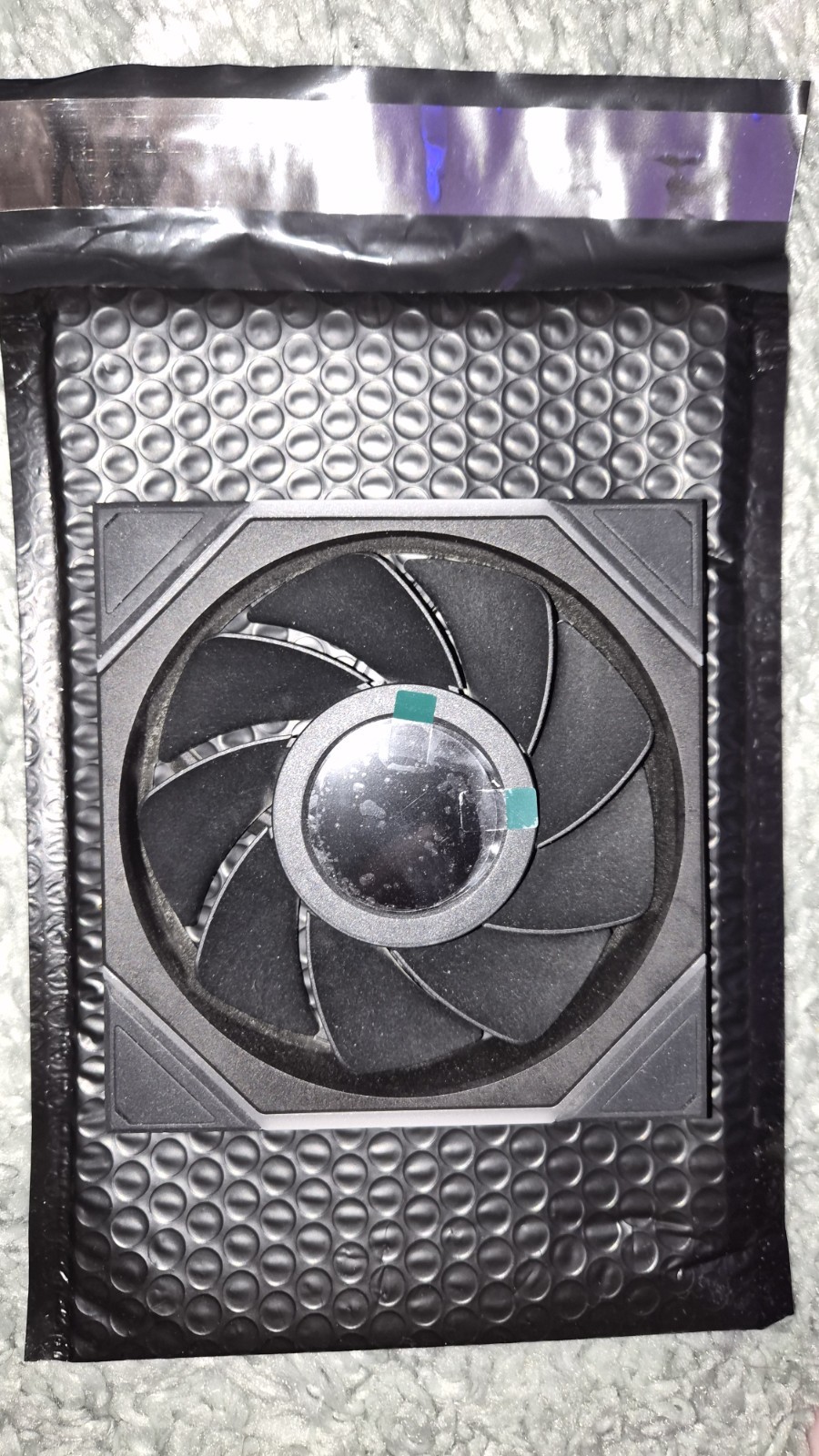 Lian Li Uni Fan TL LCD 120 Wired OG Version - Reverse Blade - FOR PARTS ONLY