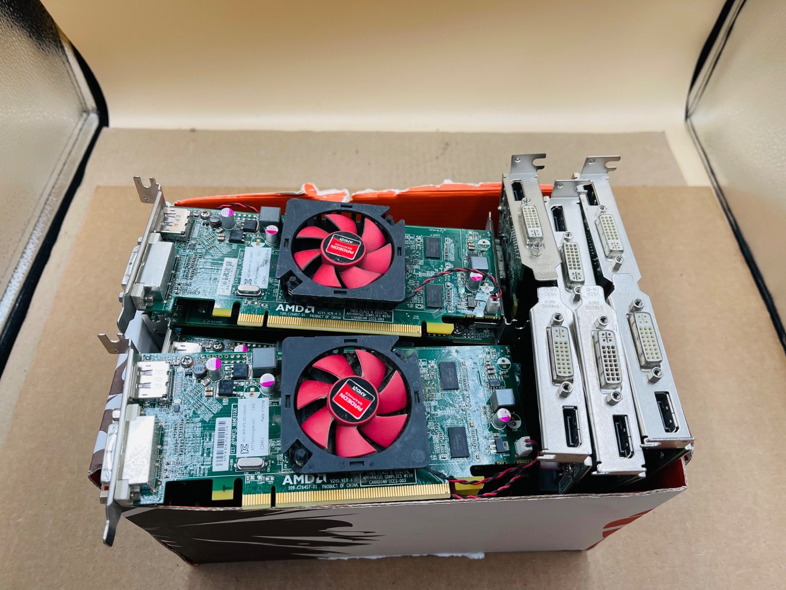 LOT OF 26 AMD Radeon Graphics Card KCC-REM-ATI-102-C26405