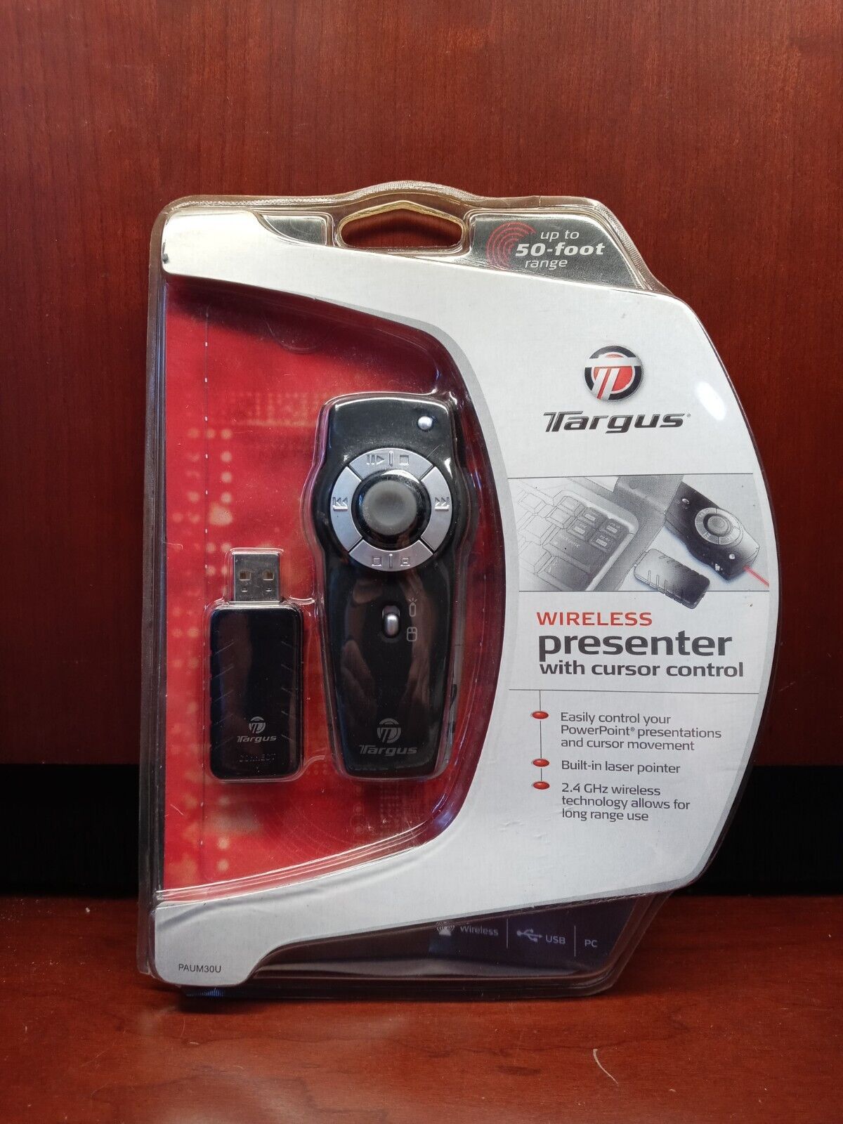 Targus Wireless Mouse Presenter & Laser Pointer: Model PAUM30U (New old stock)