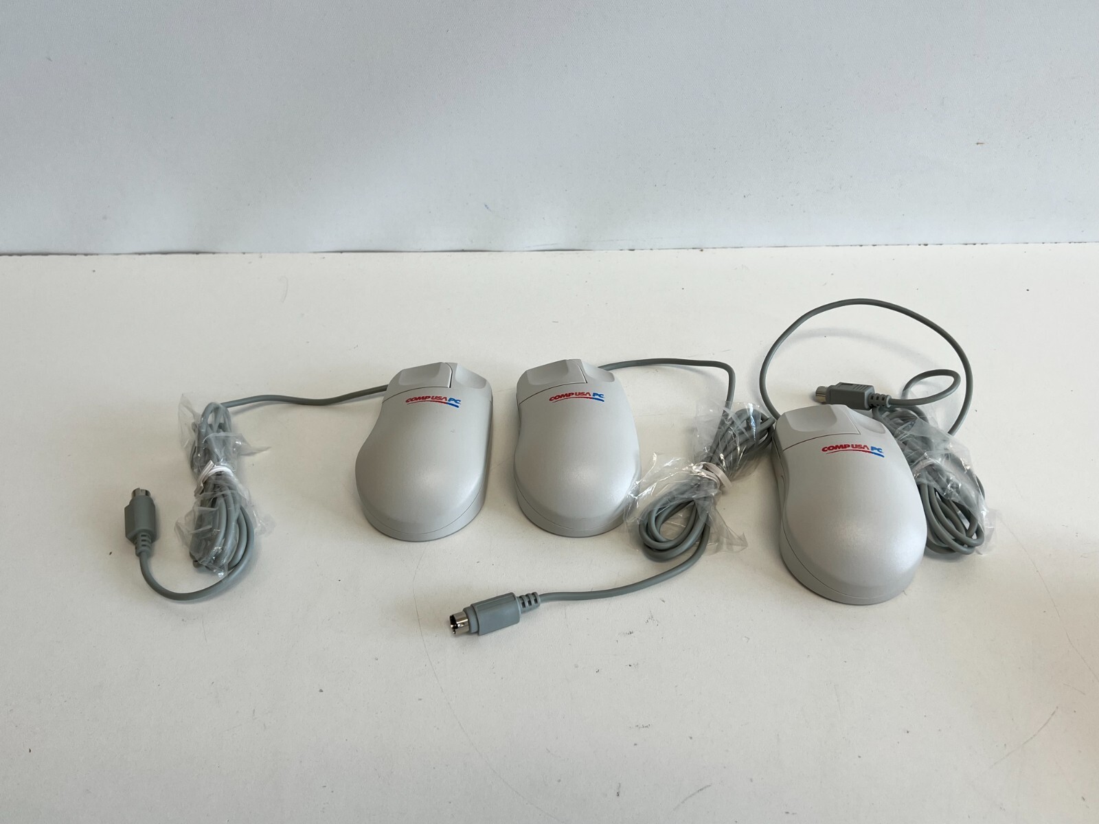 ZZ4: Lot of 3 Comp USA PS/ 2 Plug & Play Mouse / Mouser w/ Auto Scroll New 