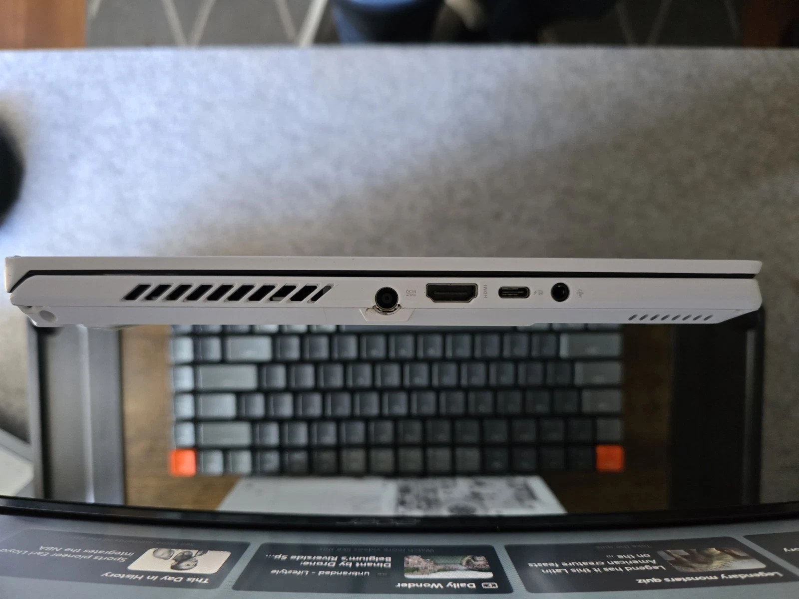 ASUS GA402R - great case / screen / original charger - for parts or