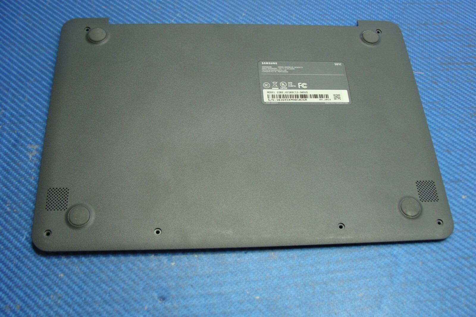 Samsung XE501C13-S01US 11.6" Genuine Laptop Bottom Case Base Cover BA98-01579B