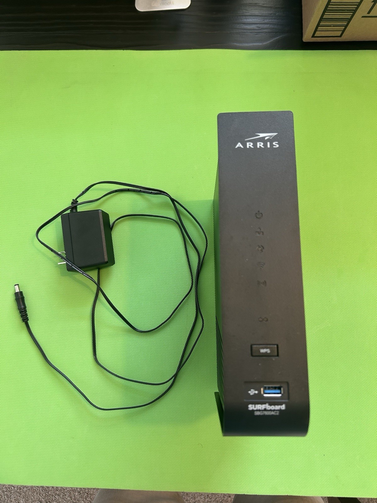 ARRIS Surfboard SBG7600AC2 Cable Modem Wi-Fi Router Black