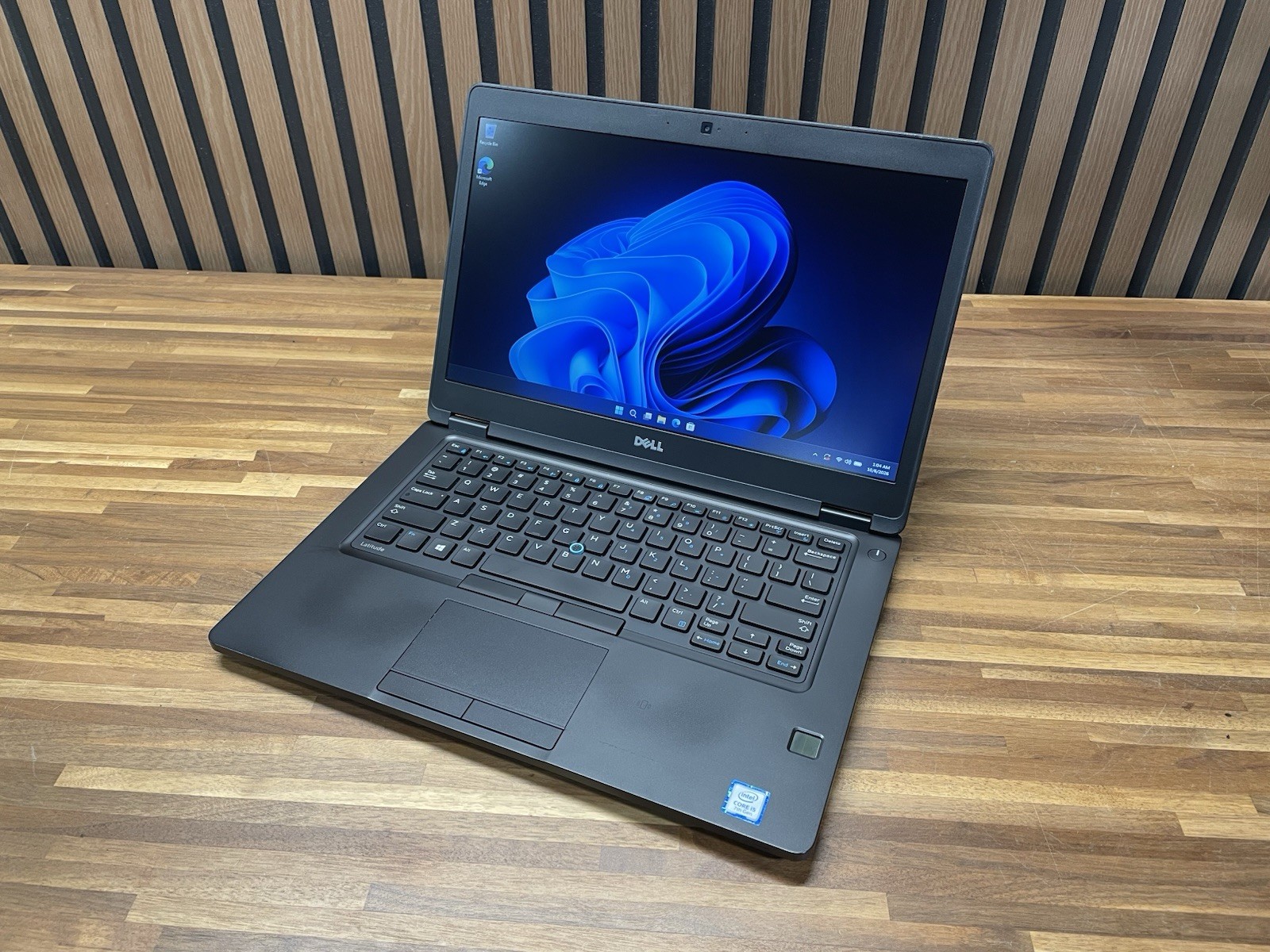 Dell Latitude 5480 13.9” i5-7440HQ 8GB 256GB SSD 930MX Graphics Win11Pro