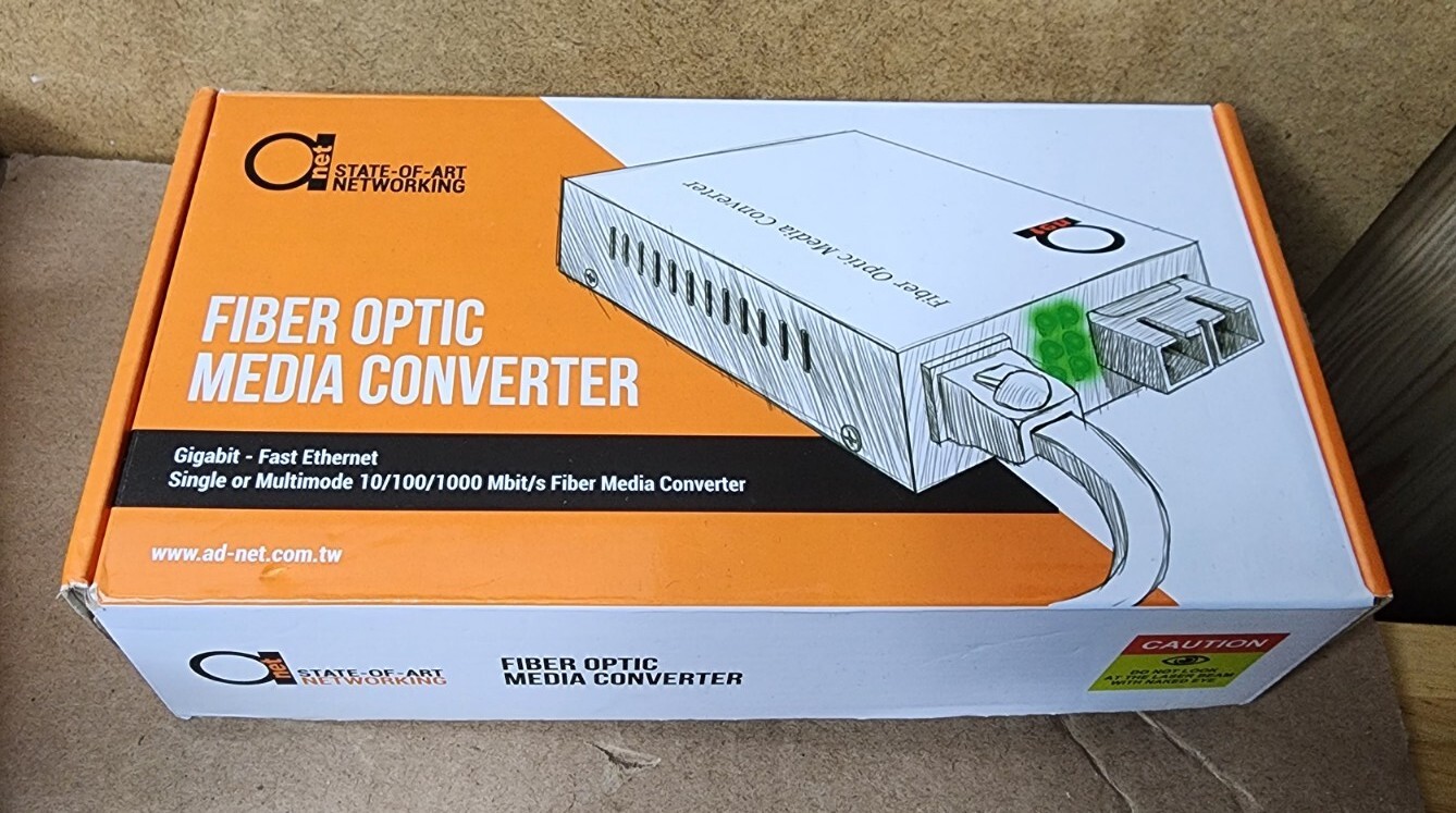 Fiber Optic SFP to SFP Fiber Media Converter 2 x Standard Open 2.5G SFP Slots