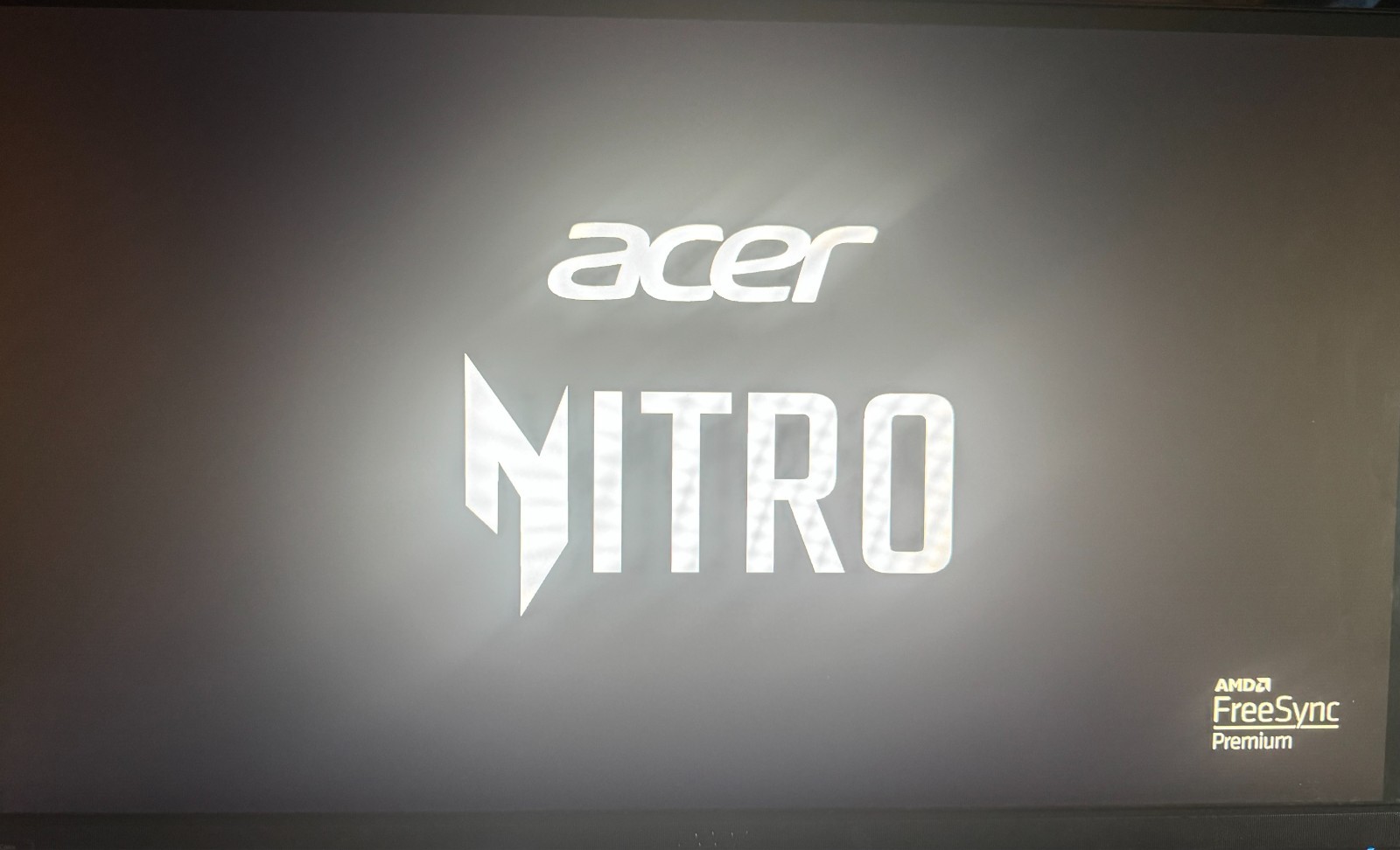 Acer Nitro XV242F 24"  540HZ 1920x1080     No damage to screen at all