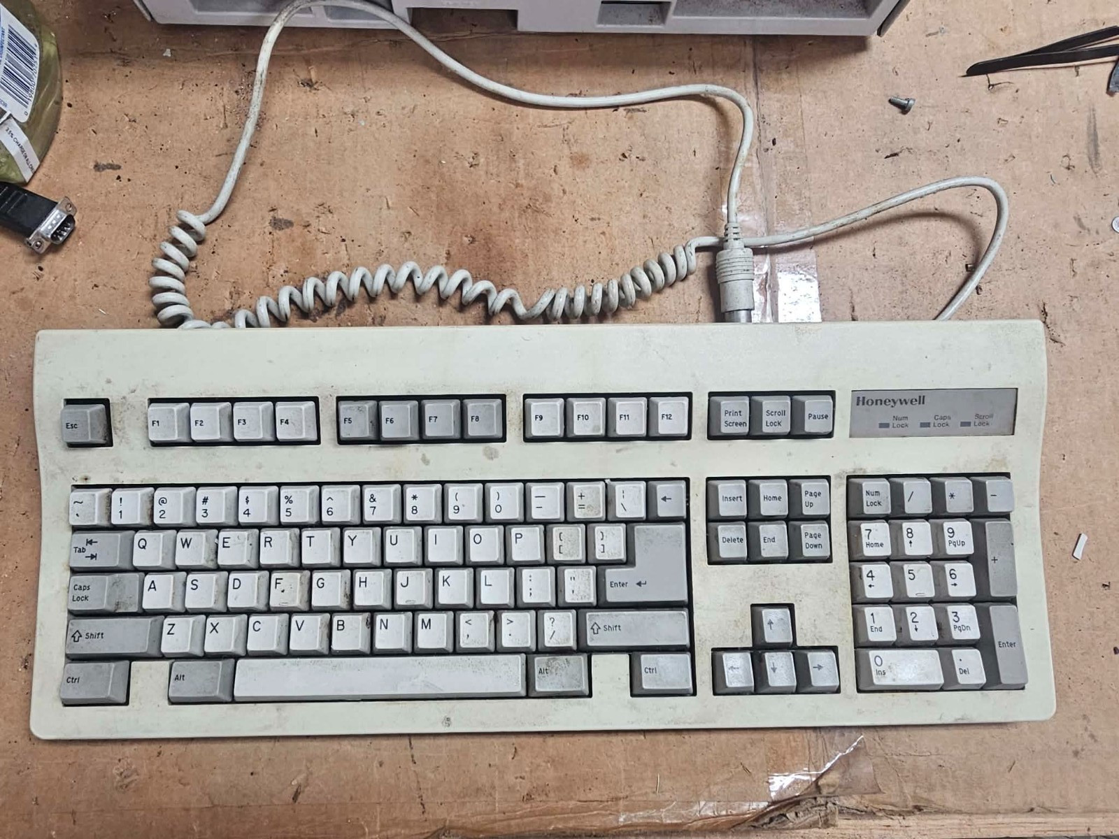 Retro Vintage Honeywell 101WN63S-1E Keyboard 5-Pin DIN AT PC 1994 Key Tronic #2