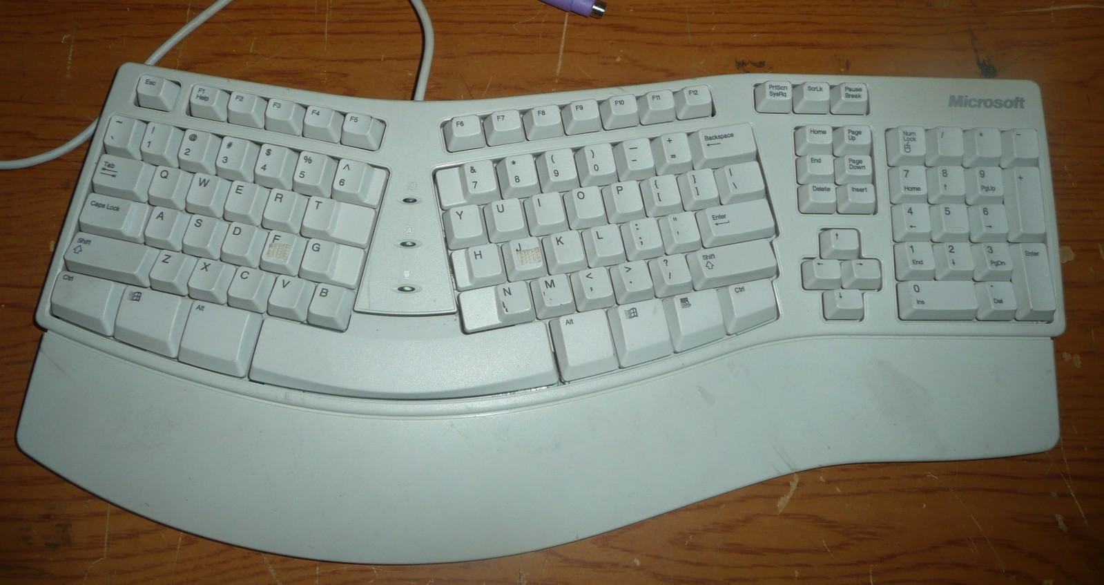 Microsoft Wired Natural Elite Keyboard KU-0045 PS/2 Ergonomic X06-19331