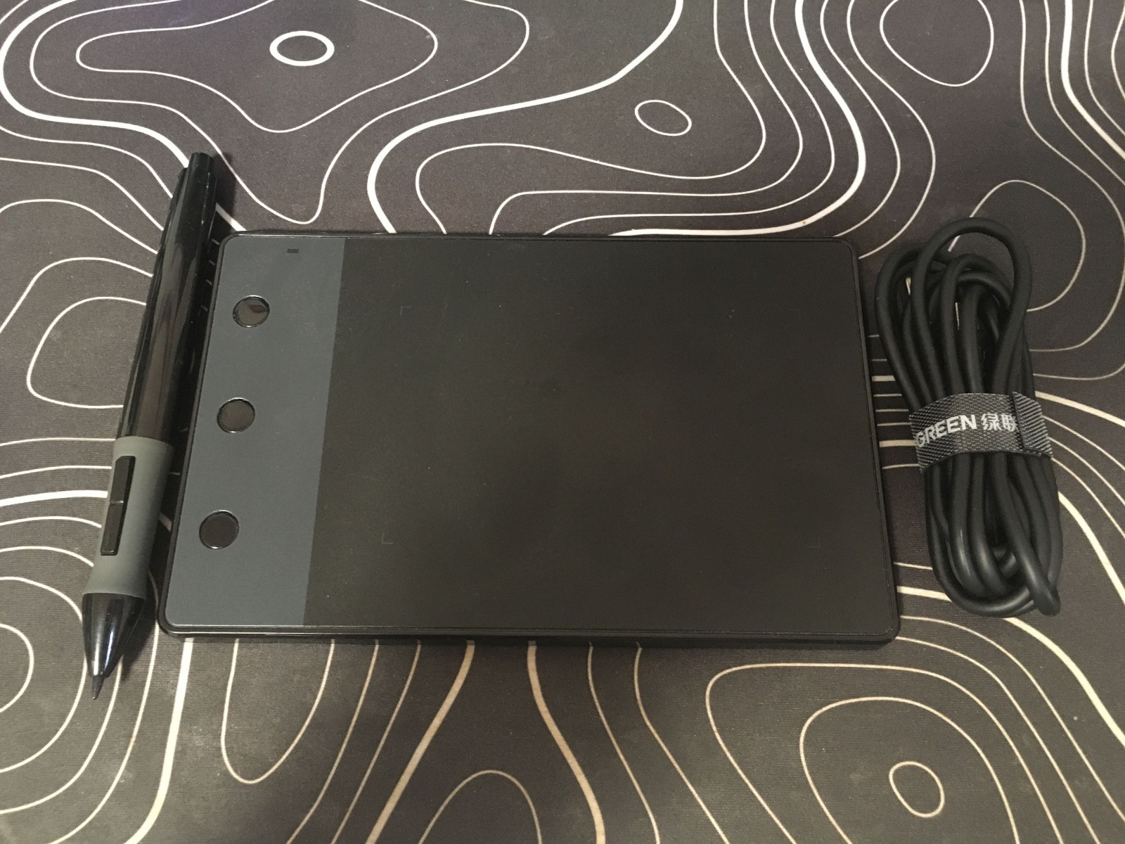 [USED] Huion H420 USB Graphics Drawing Tablet 4x2.2 inch for Drawing, Osu