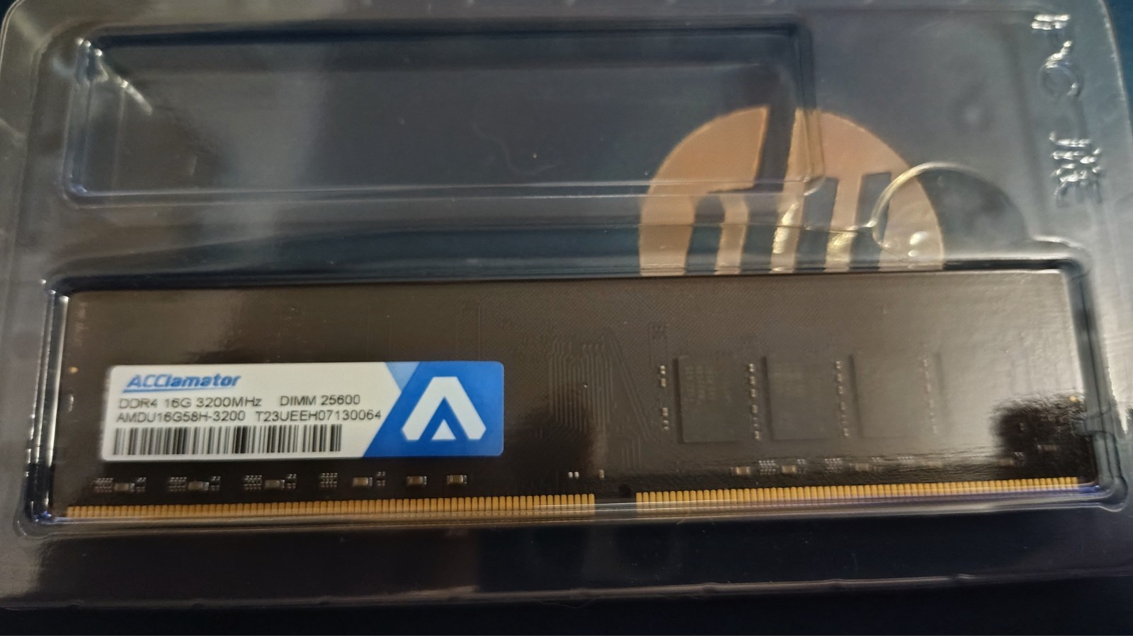 ACClamator 16gb DDR4 DIMM 25600