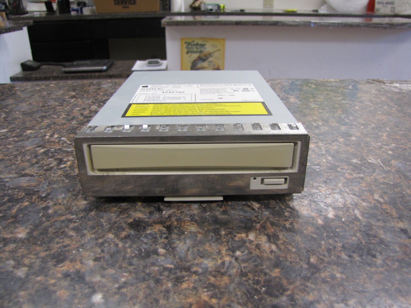 Vintage Sony Apple Computer CDU55S-25 AppleCD 300i Plus CD-ROM Drive - IM48