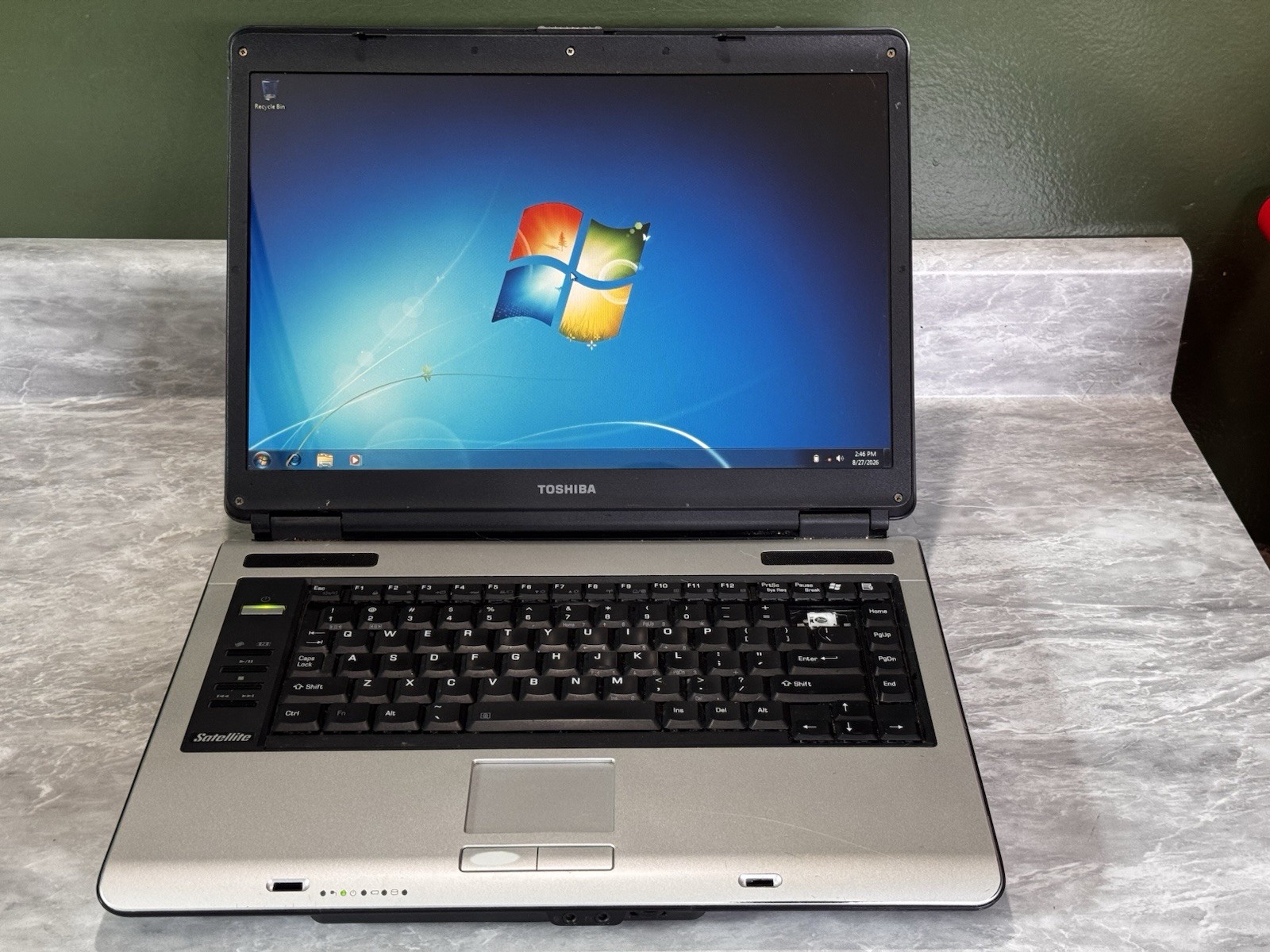 Toshiba Satellite A105-S2236 Intel Celeron M 520 1.6GHz 1gb RAM 80gb HDD Win 7