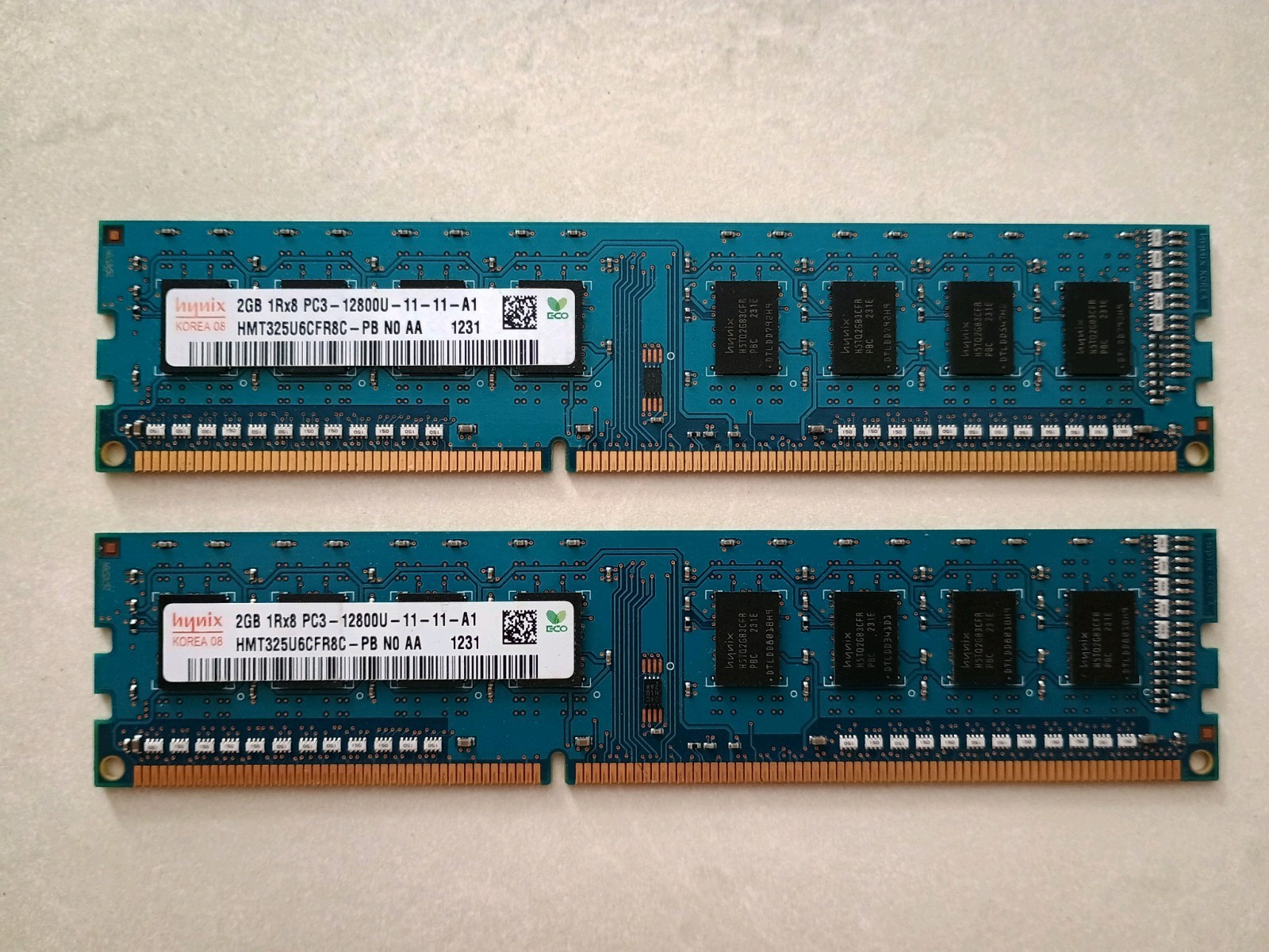 Hynix 4GB (2x2GB) DDR3 DIMM PC3-12800U-11-11-A1 HMT325U6CFR8C-PB RAM Module Pair