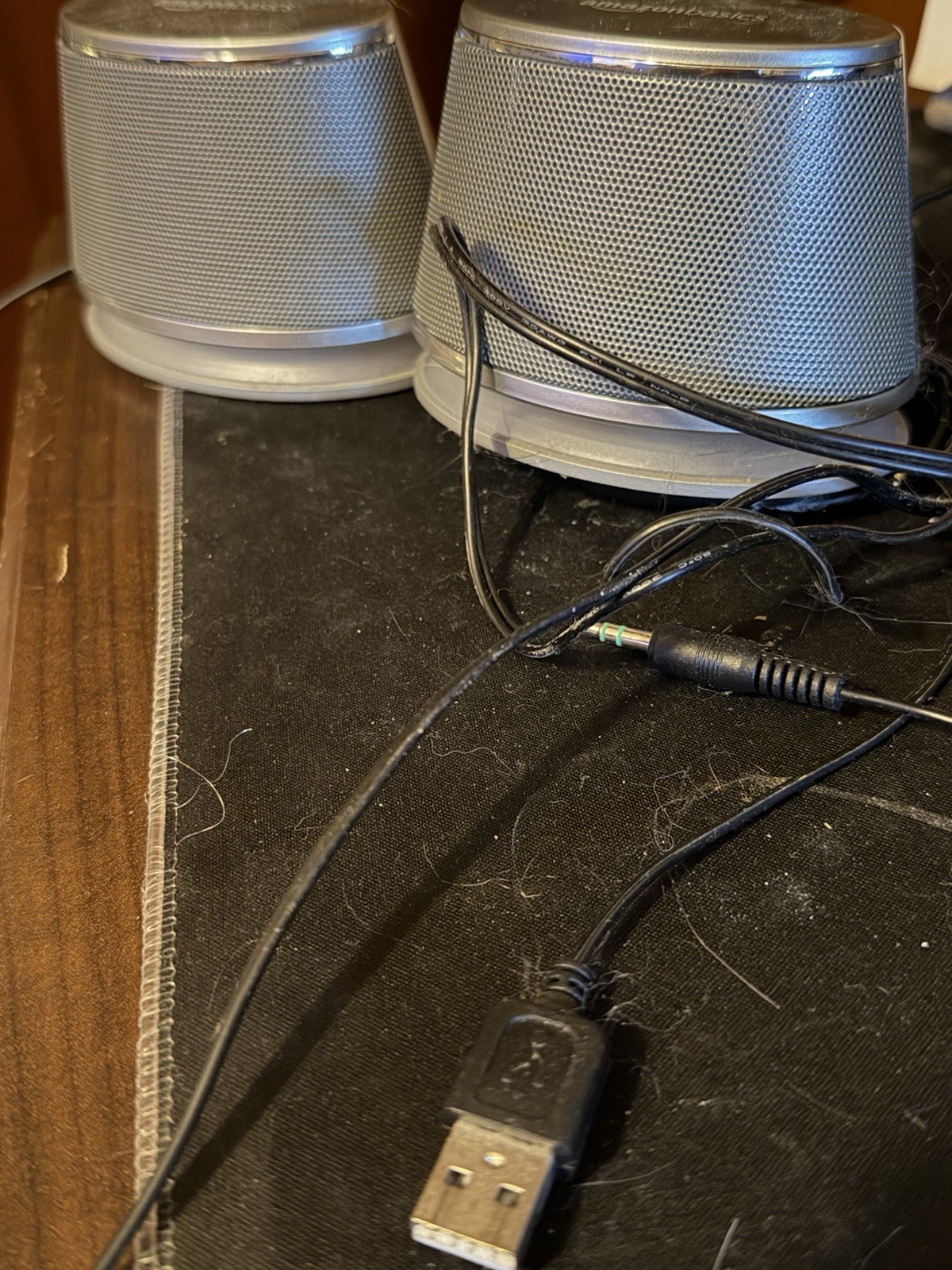 Amazon Basics USB-Powered Computer Speakers TESTED WORKING
