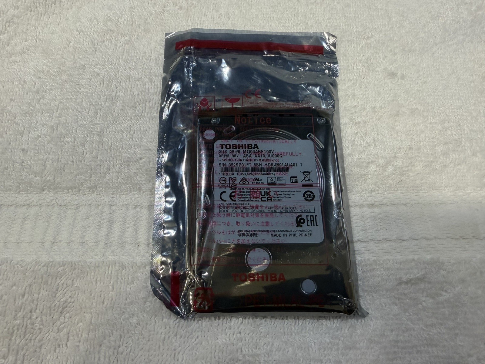 Toshiba MQ04ABF100V  1TB Laptop Hard Drive NEW SEALED