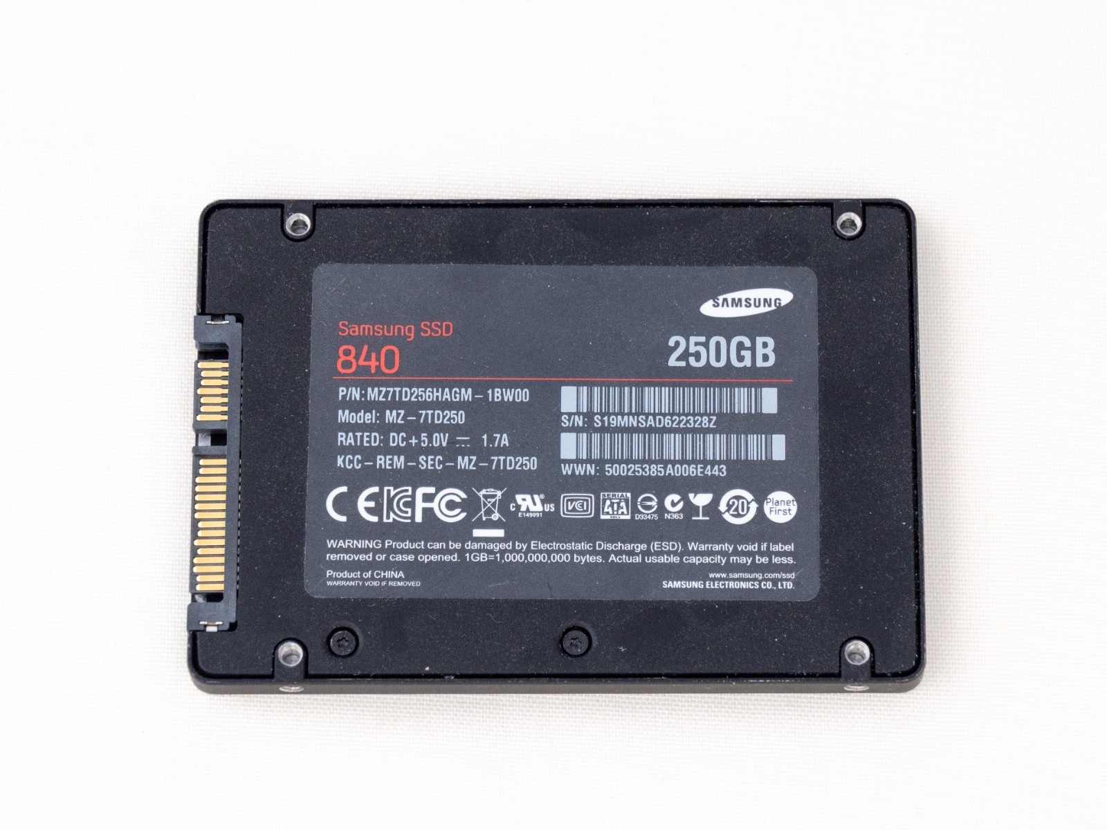 Samsung 840 SATA 250GB 2.5" SSD MZ-7TD250 - 100% Health - Low Writes
