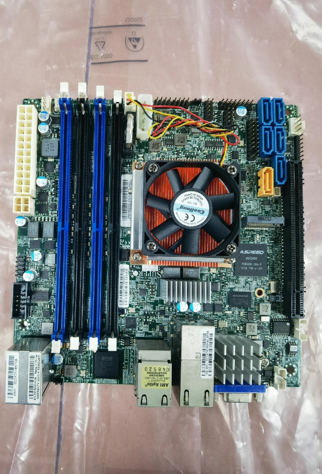 Supermicro X10SDV-TLN4F Rev 2.00 CPU Xeon D-1541 with active fan